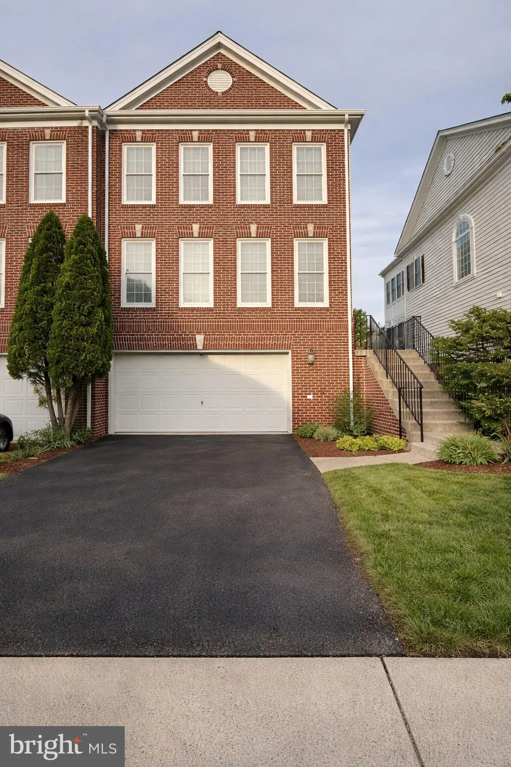 42716 ROLLING ROCK SQUARE, Chantilly, VA 20152