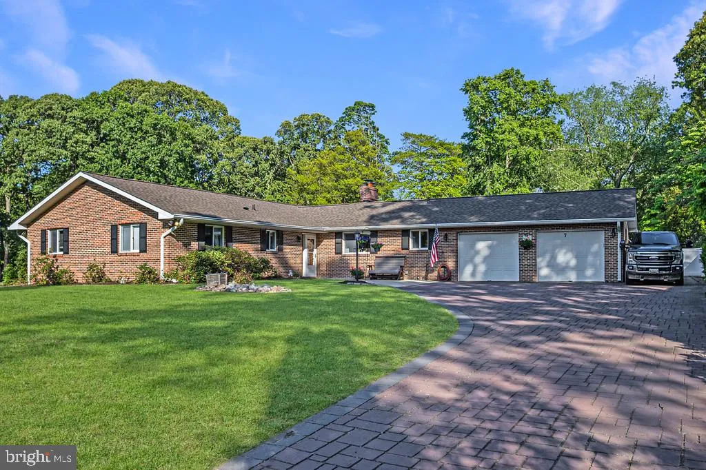 7 SONORA DRIVE, Pasadena, MD 21122