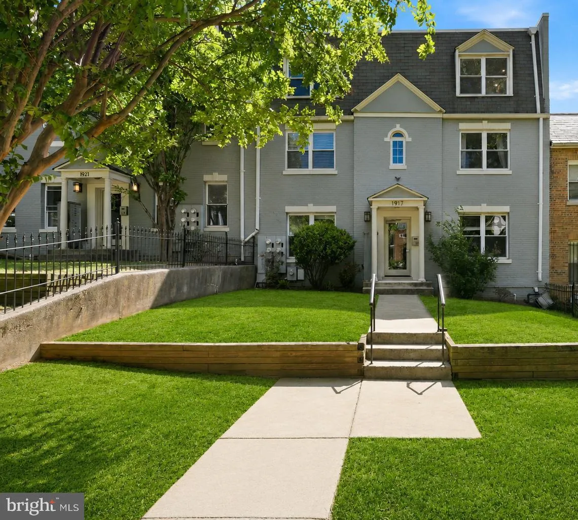 1917 2ND STREET, Washington, DC 20002