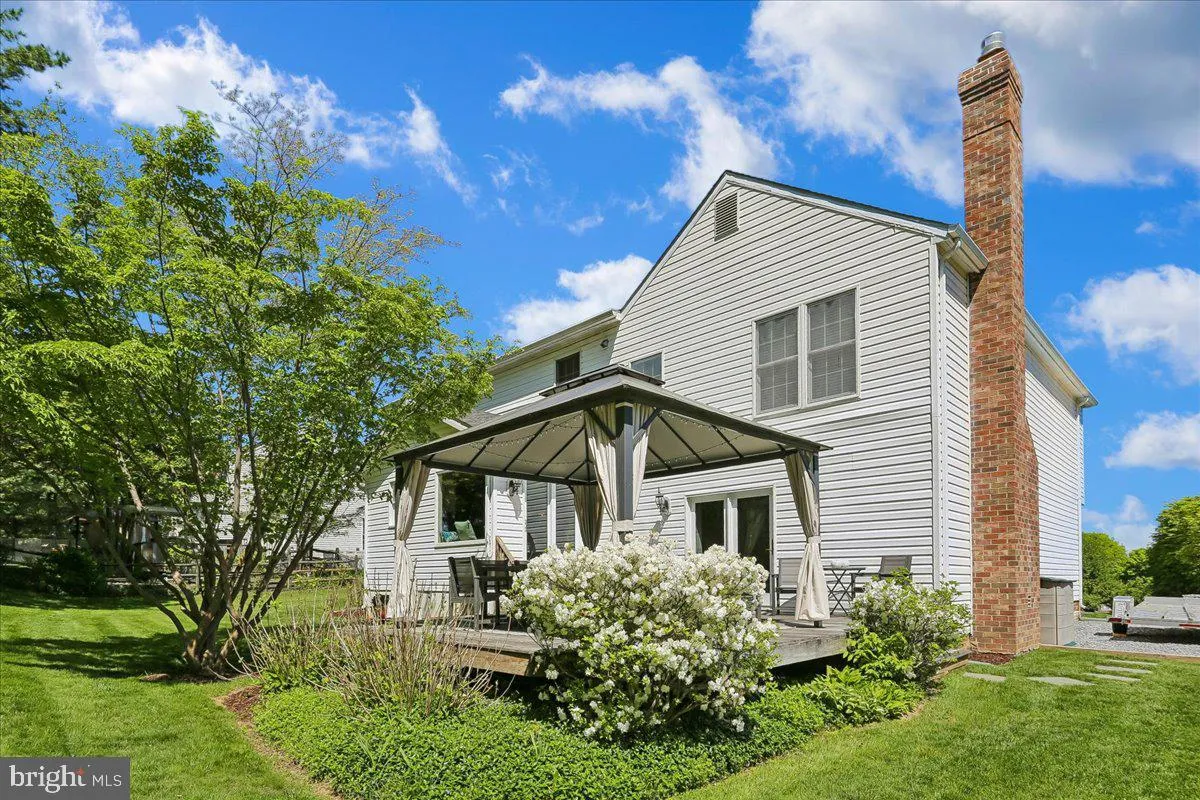 9 KINGS VALLEY COURT, Damascus, MD 20872