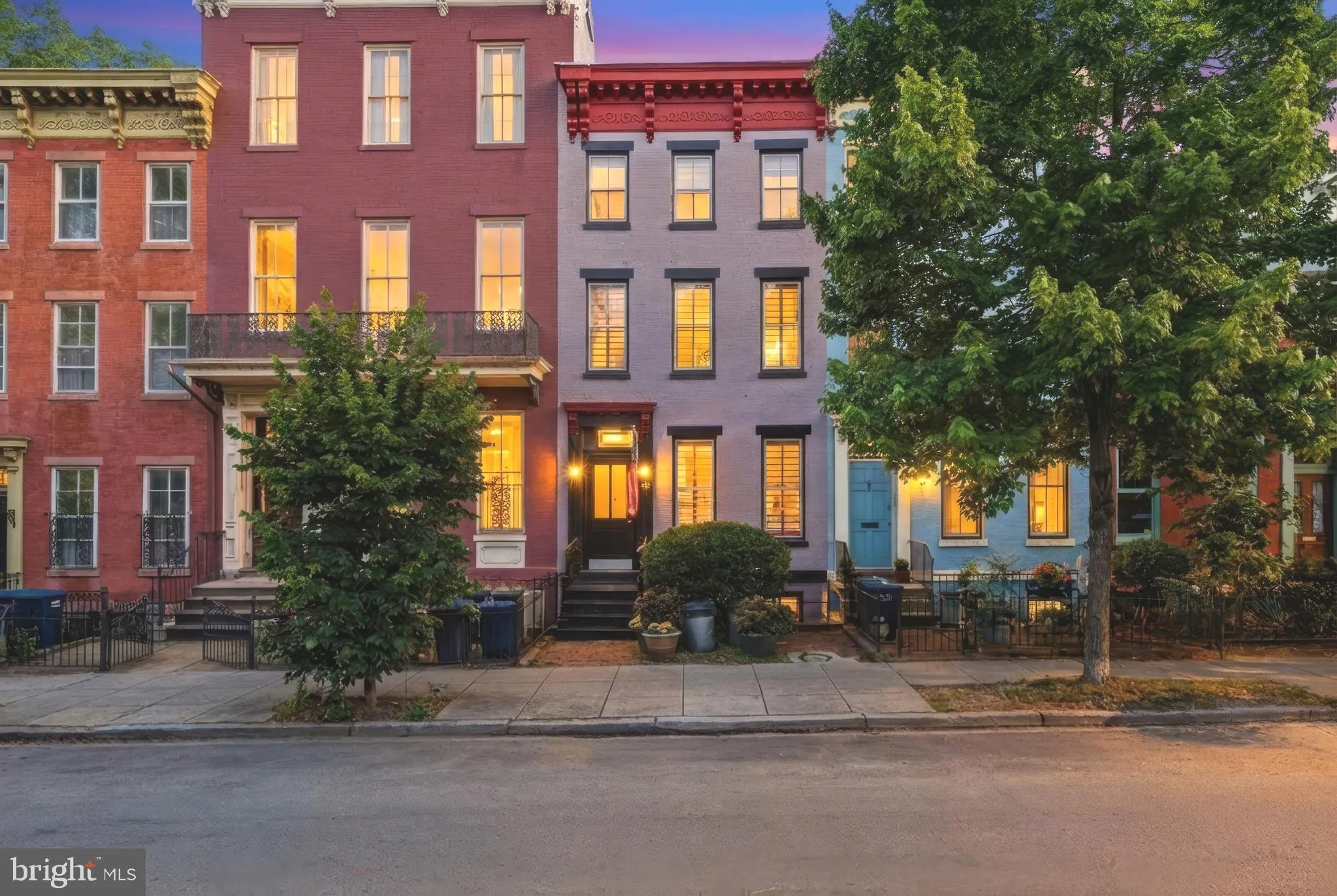 313 C STREET, Washington, DC 20003