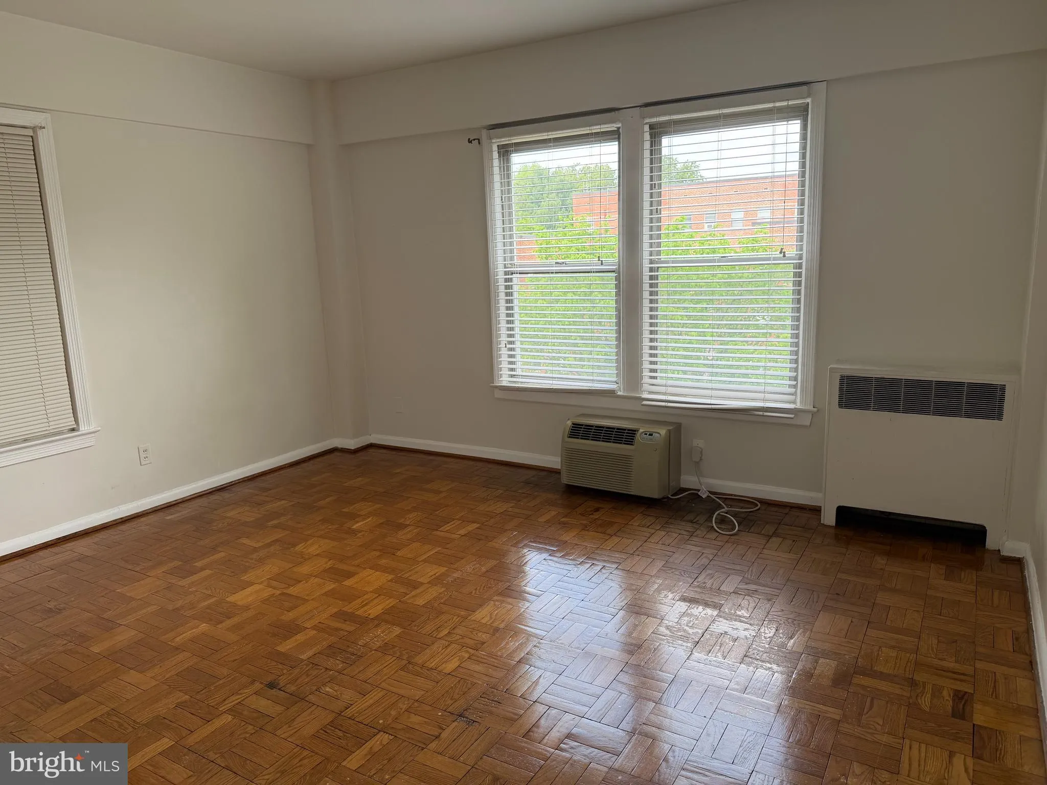 2500 Q STREET, Washington, DC 20007