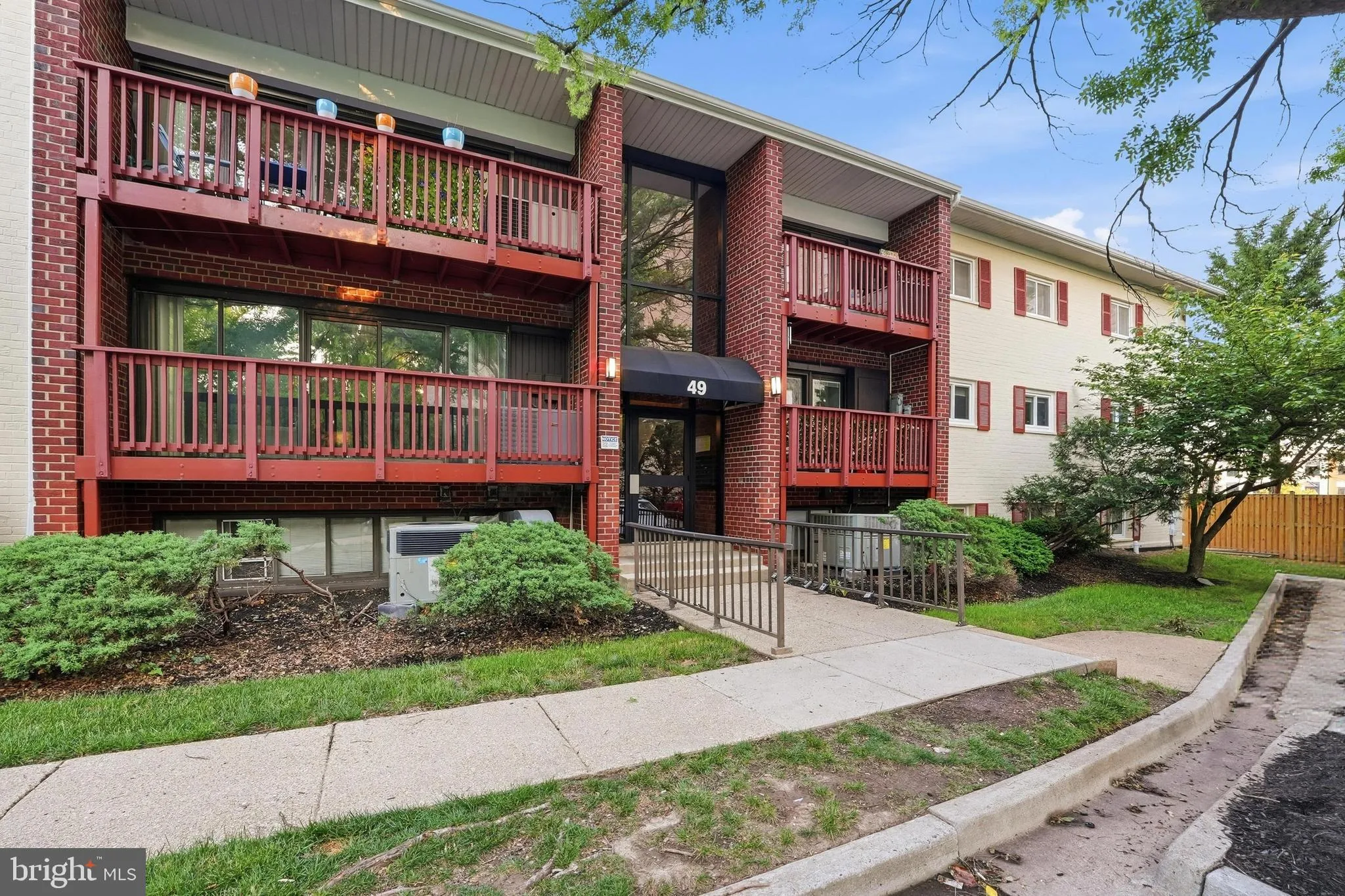49 SKYHILL ROAD, Alexandria, VA 22314