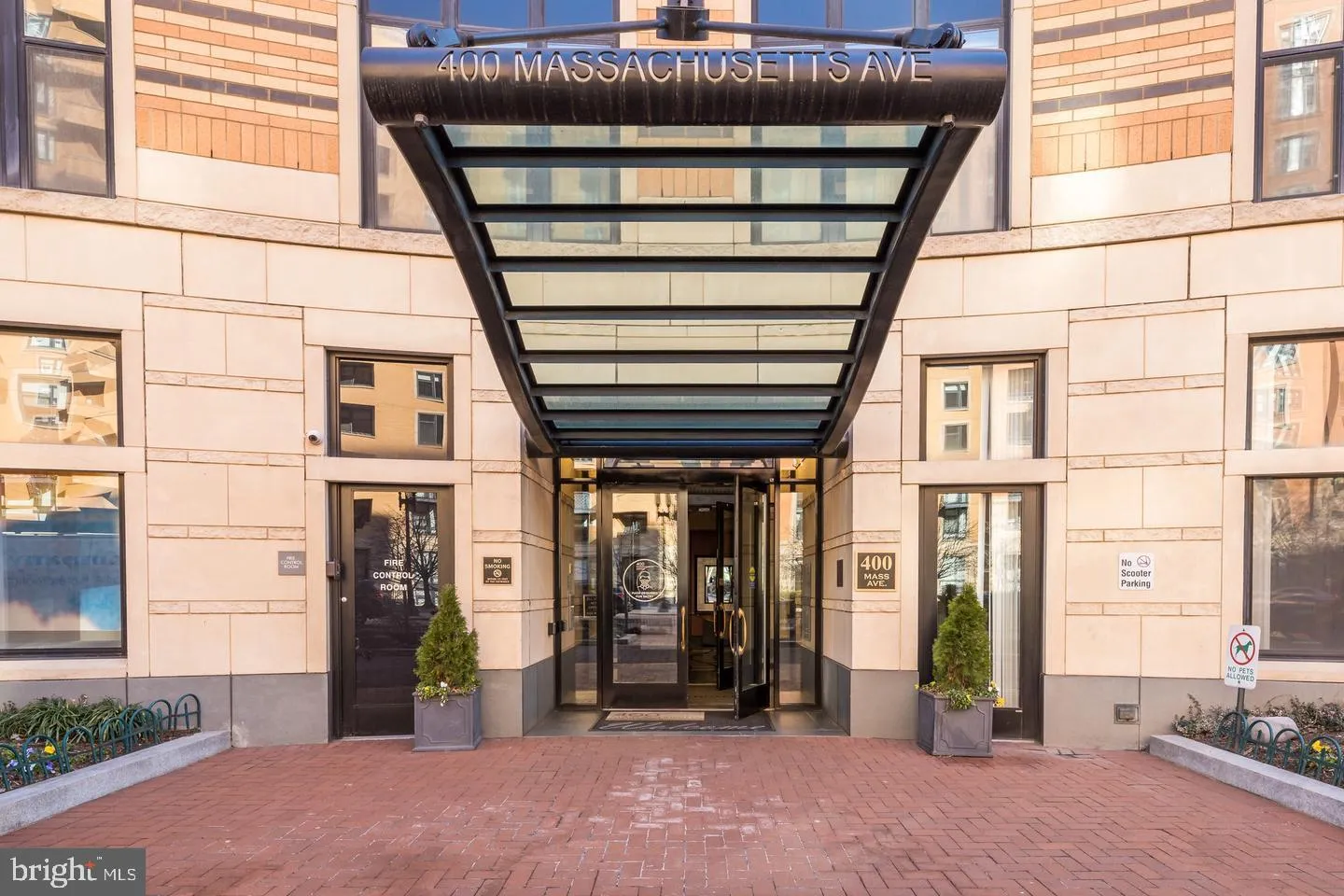 400 MASSACHUSETTS AVENUE, Washington, DC 20001