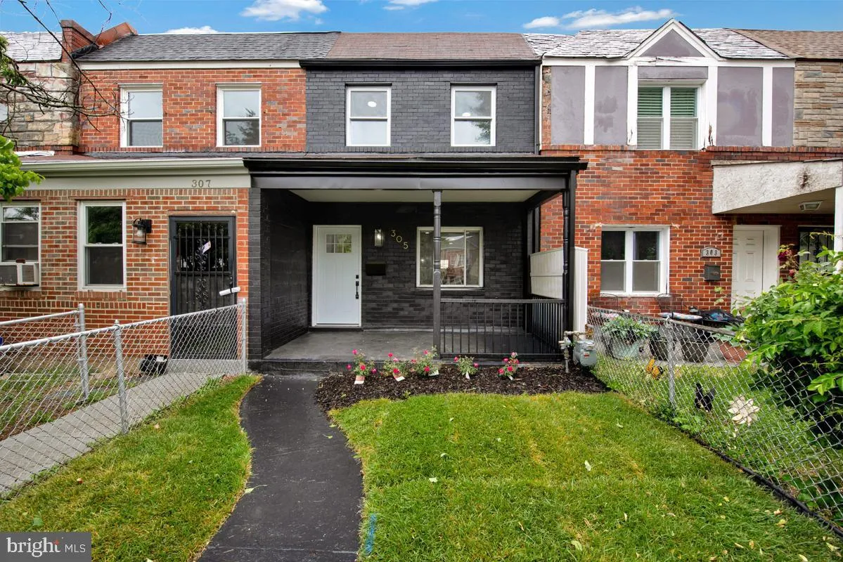 305 34TH PLACE, Washington, DC 20019