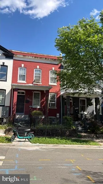 1213 ORREN STREET, Washington, DC 20002