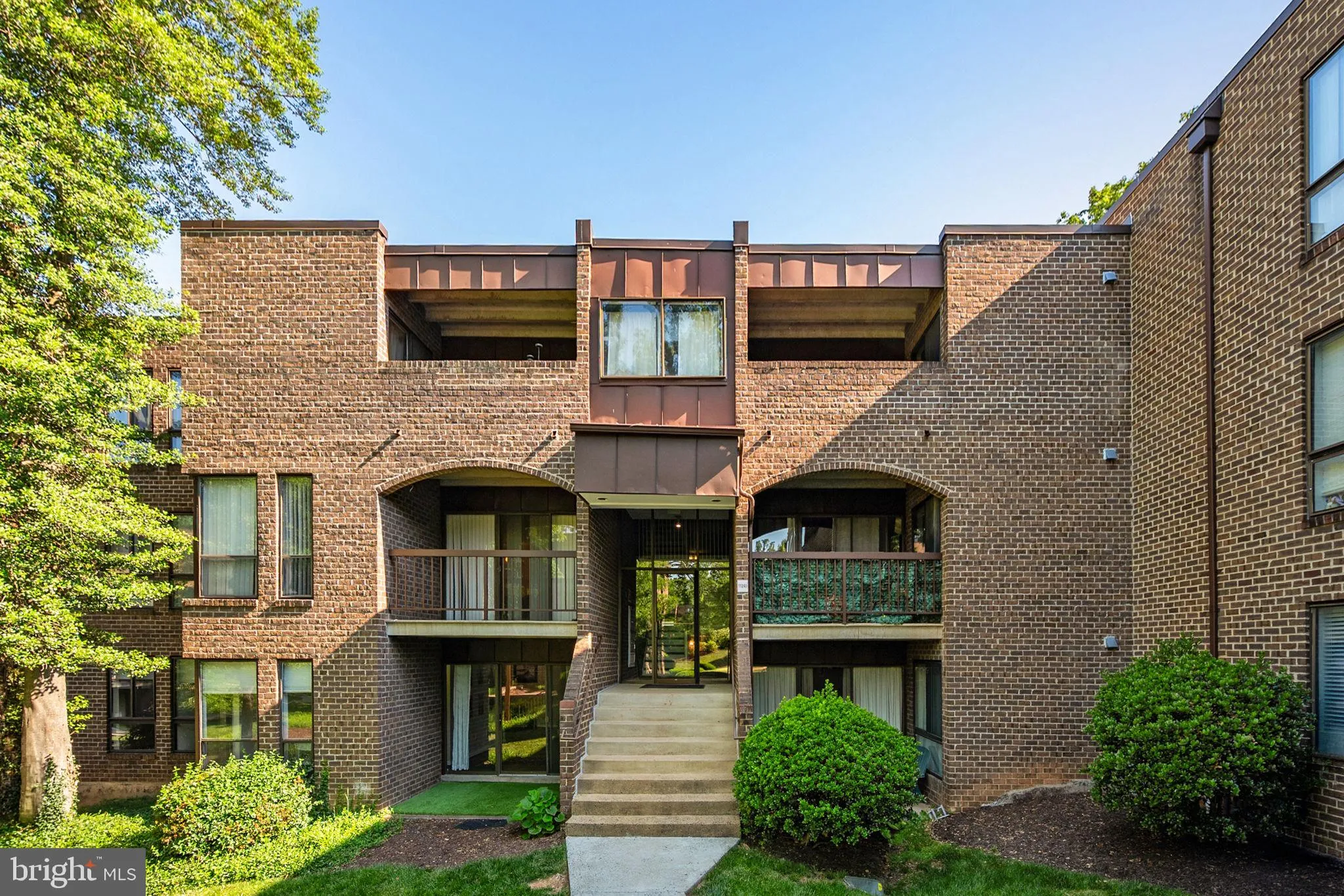11240 CHESTNUT GROVE SQUARE, Reston, VA 20190