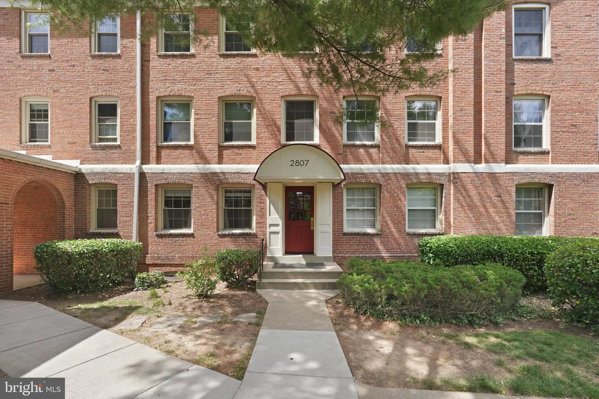 2807 ARLINGTON BOULEVARD, Arlington, VA 22201