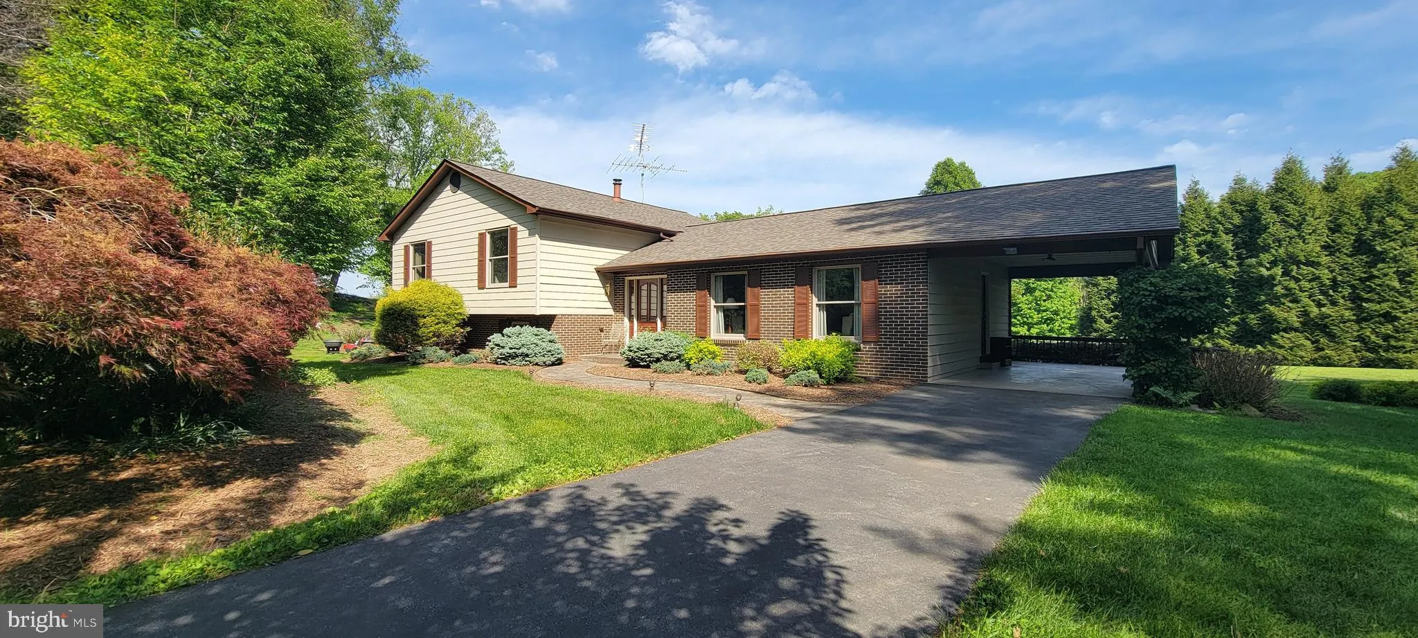 8604 BURNT HICKORY CIRCLE, Frederick, MD 21704