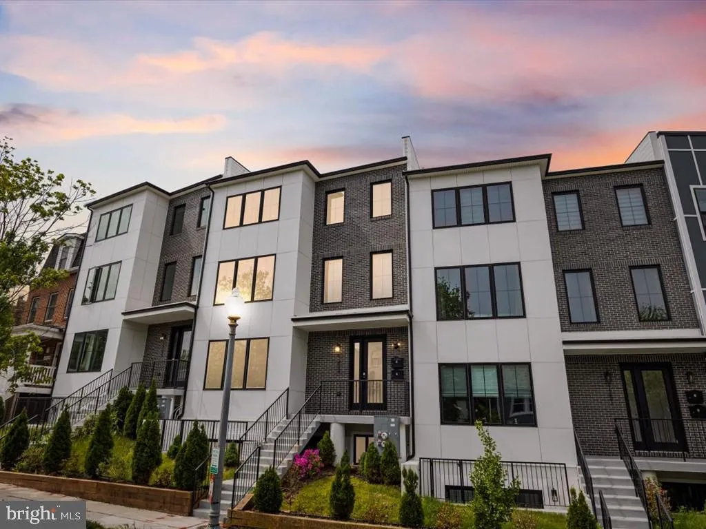 1253 HOLBROOK TERRACE, Washington, DC 20002