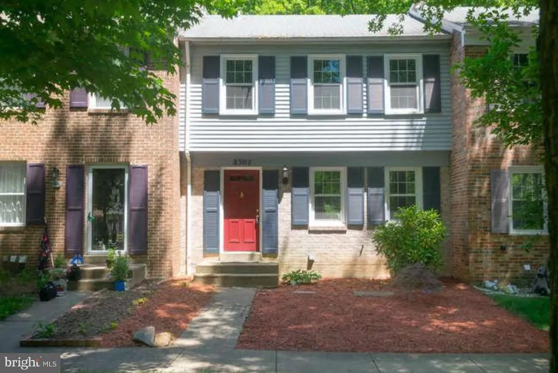 8302 MOLINE PLACE, Springfield, VA 22153