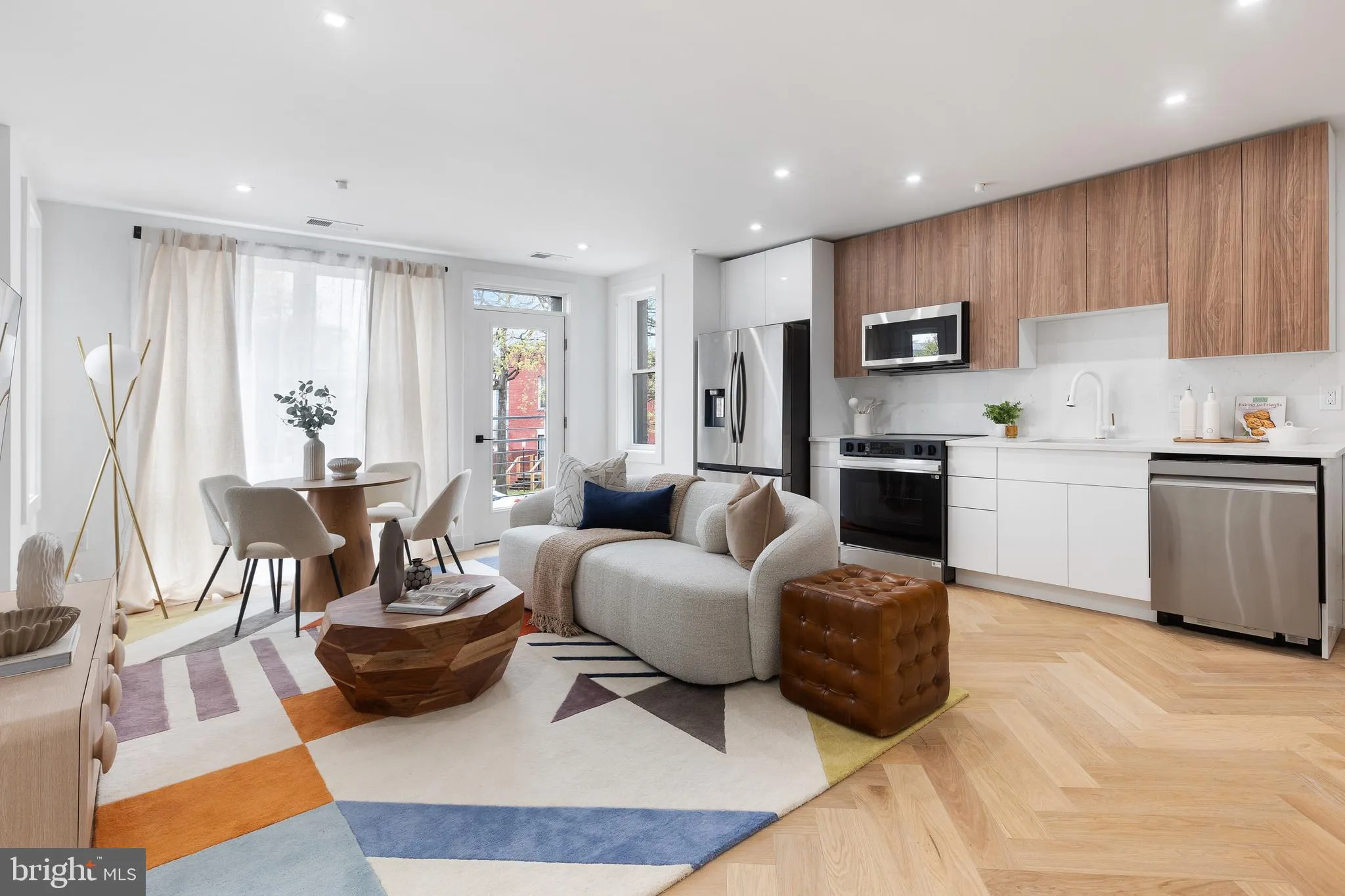 1124 FLORIDA AVENUE, Washington, DC 20002