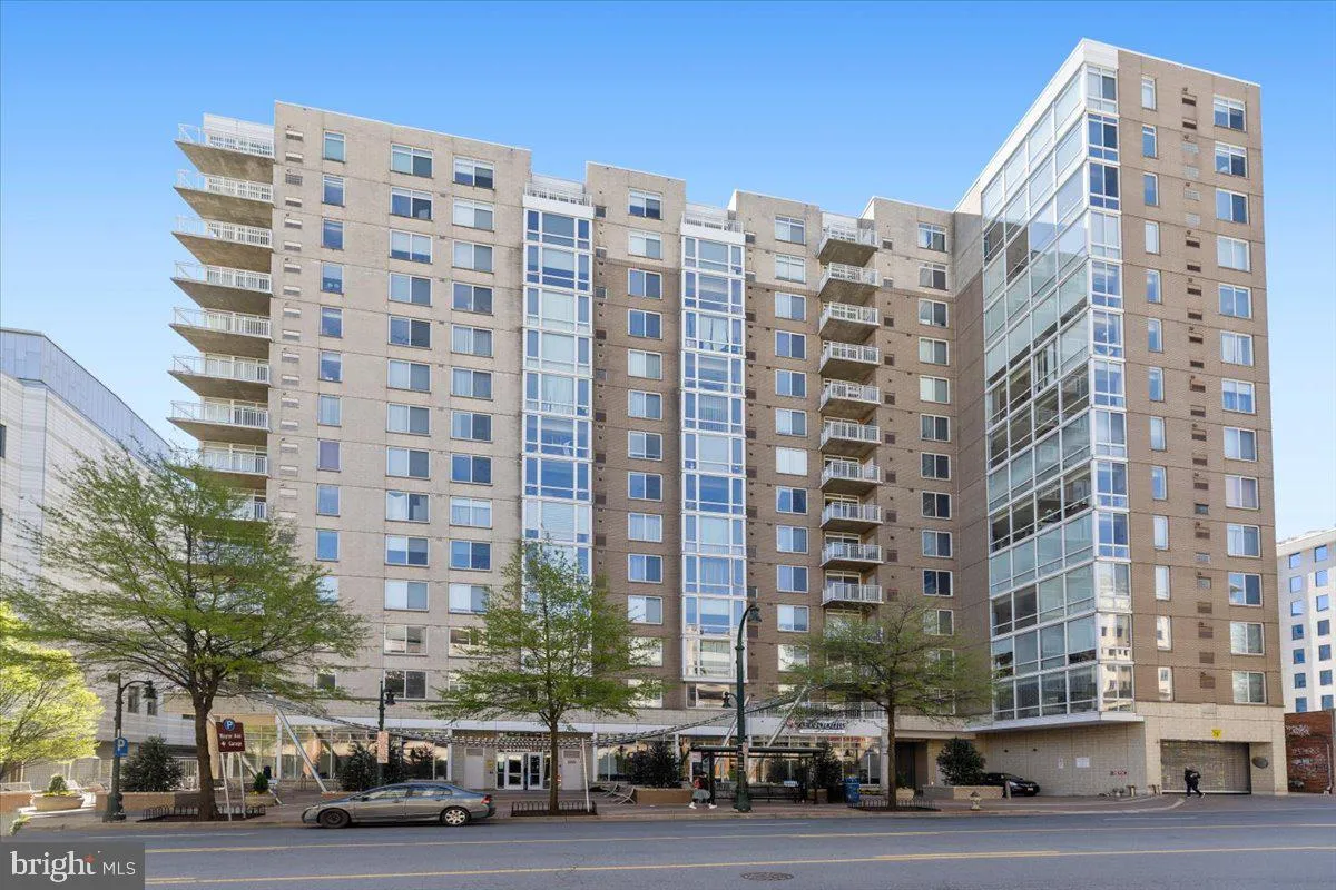 930 WAYNE AVENUE, Silver Spring, MD 20910