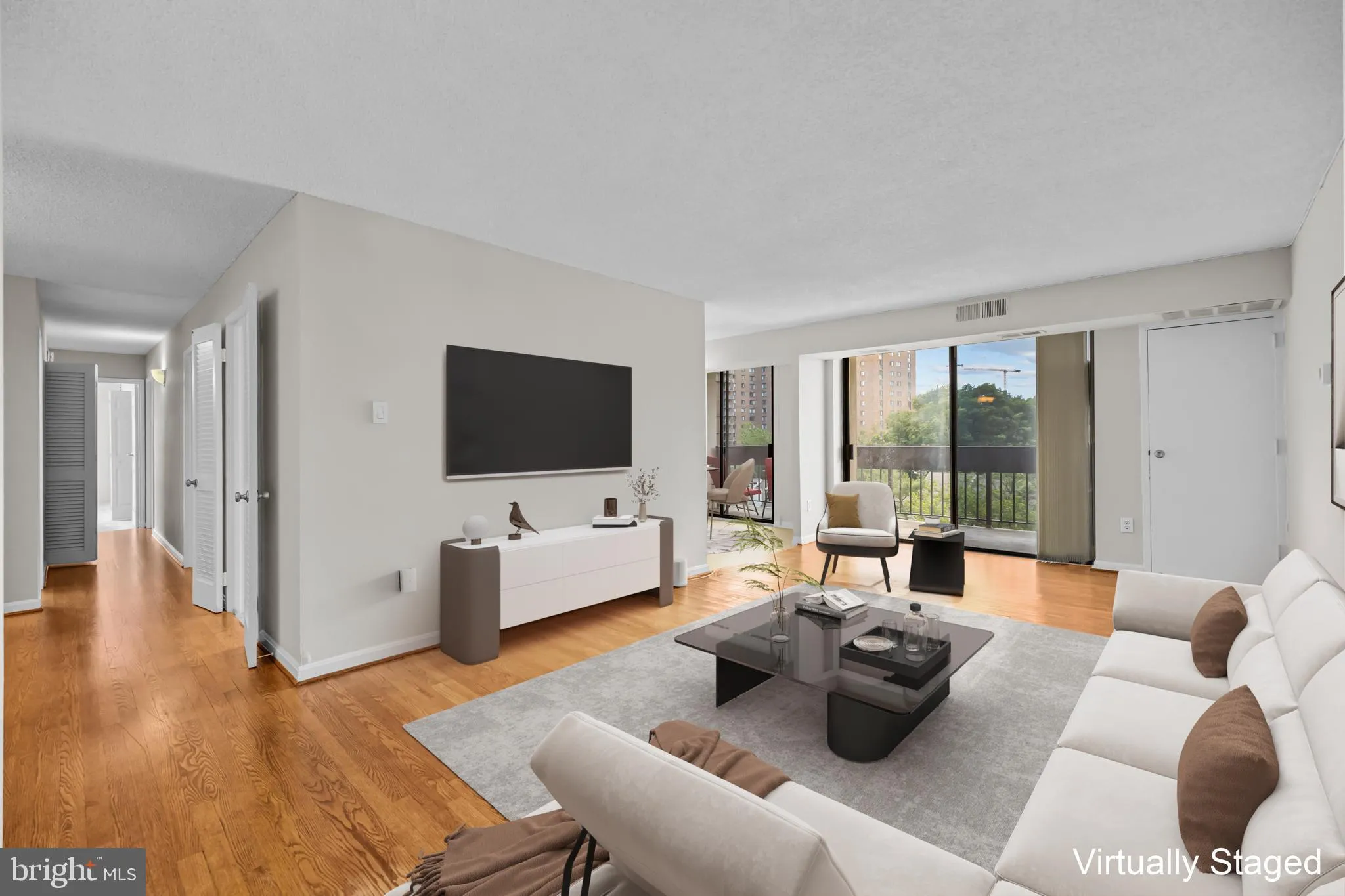 5300 HOLMES RUN PARKWAY, Alexandria, VA 22304