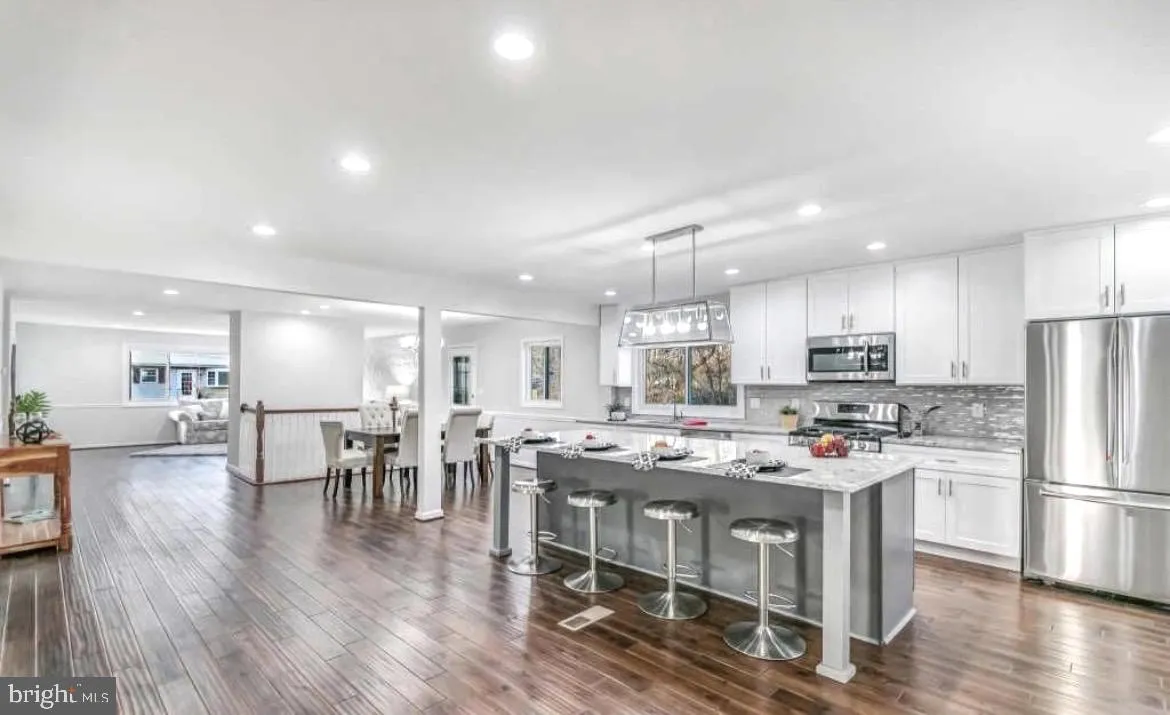 227 EASTON, Laurel, MD 20724