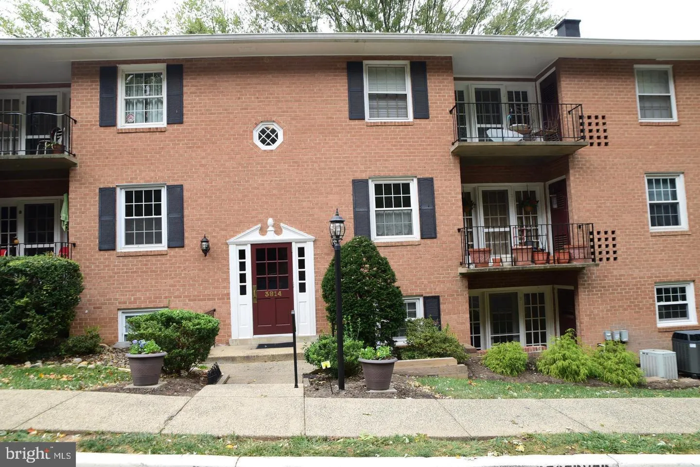 3814 LYNDHURST DRIVE, Fairfax, VA 22031