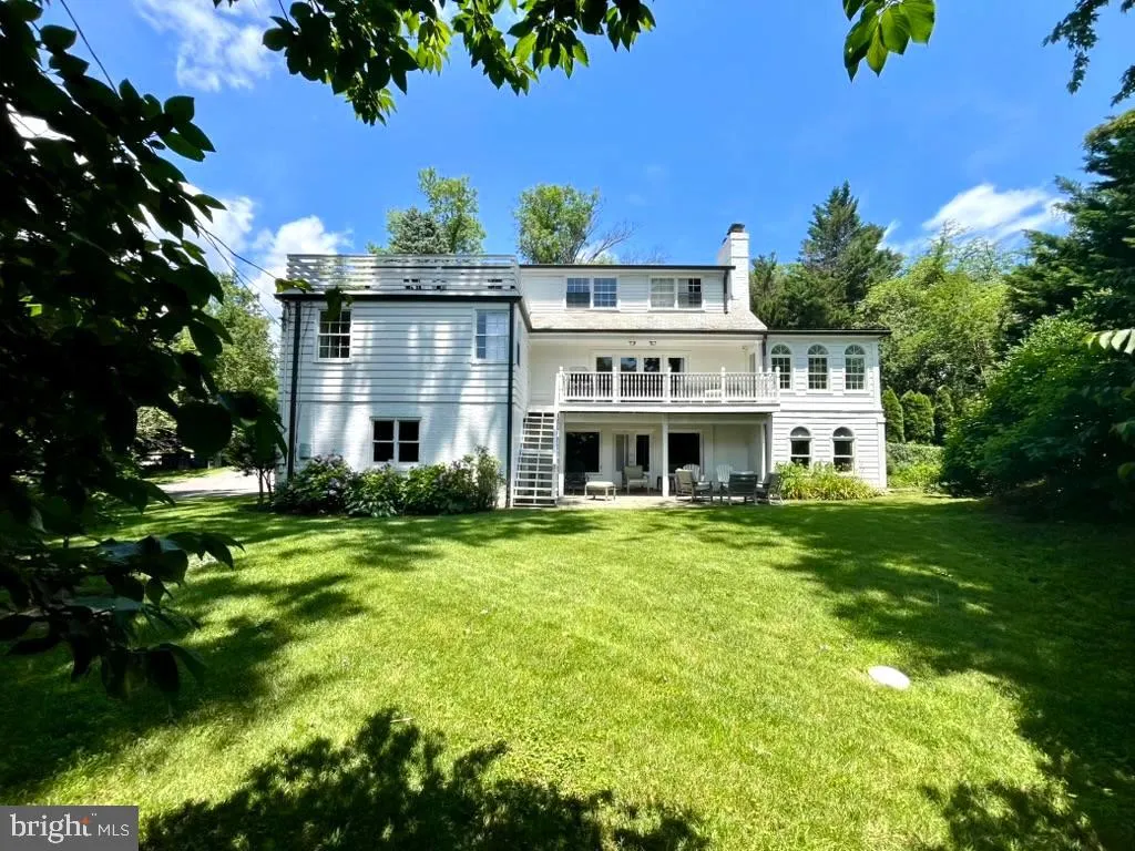 5100 UPTON STREET, Washington, DC 20016