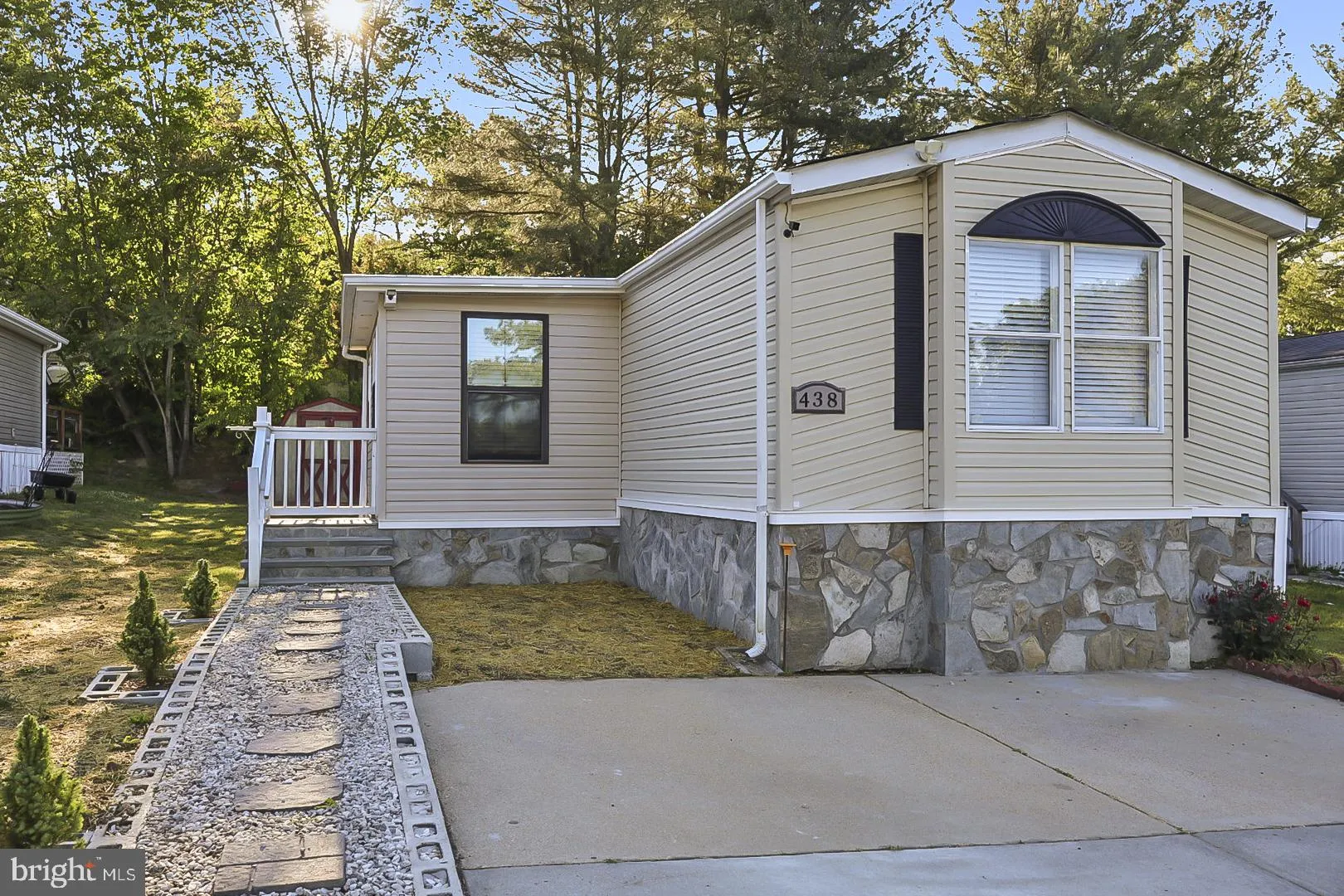 438 SARAH ANNE DRIVE, Lothian, MD 20711