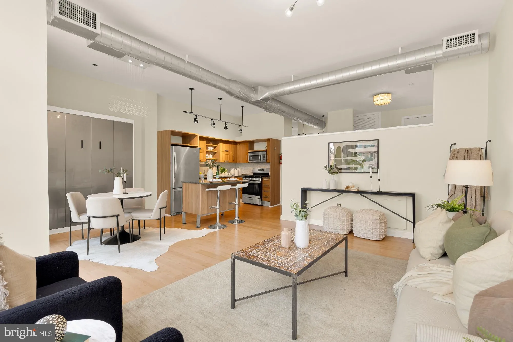 1390 V STREET, Washington, DC 20009