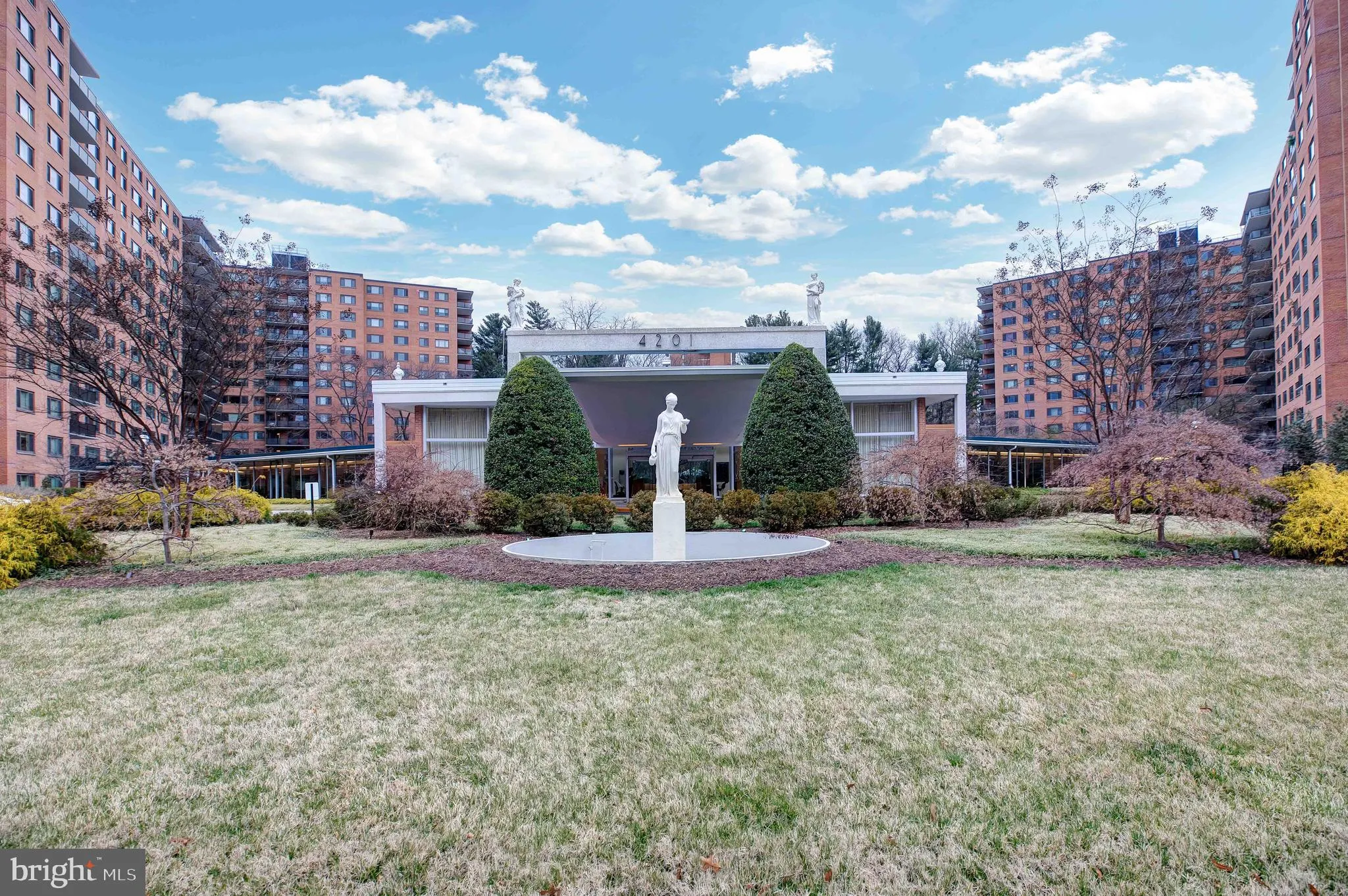 4201 CATHEDRAL AVENUE, Washington, DC 20016
