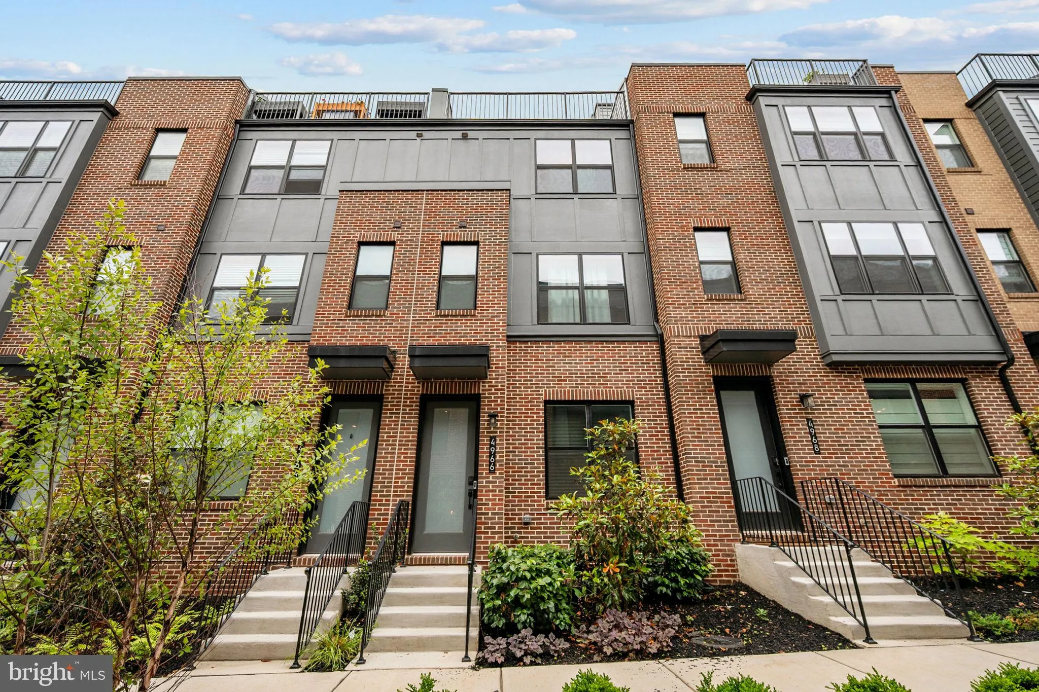 4966 LACHLAN MEWS, Alexandria, VA 22304