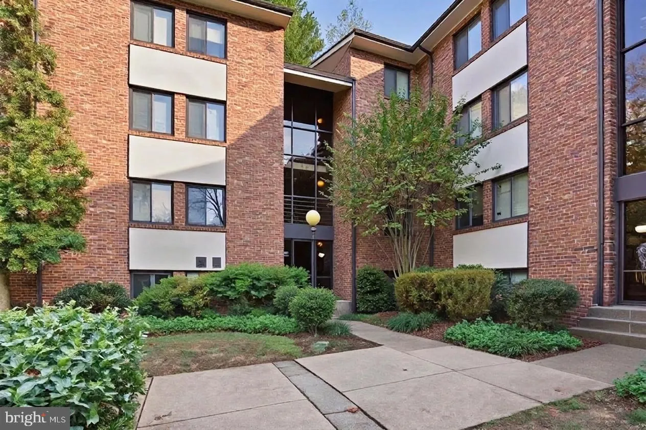 1552 NORTHGATE SQUARE, Reston, VA 20190