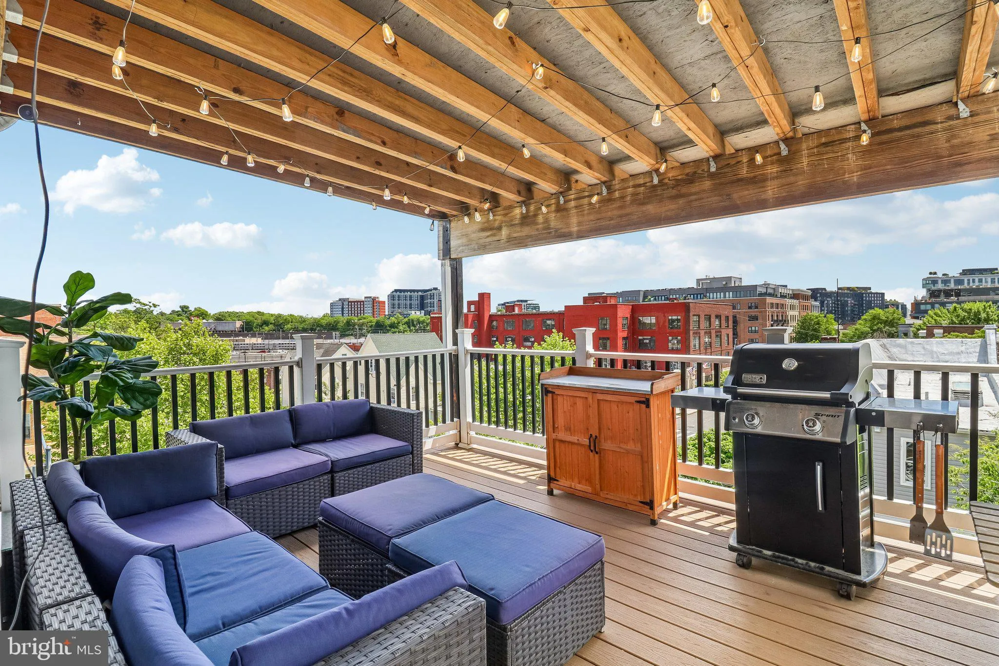 233 S STREET, Washington, DC 20002