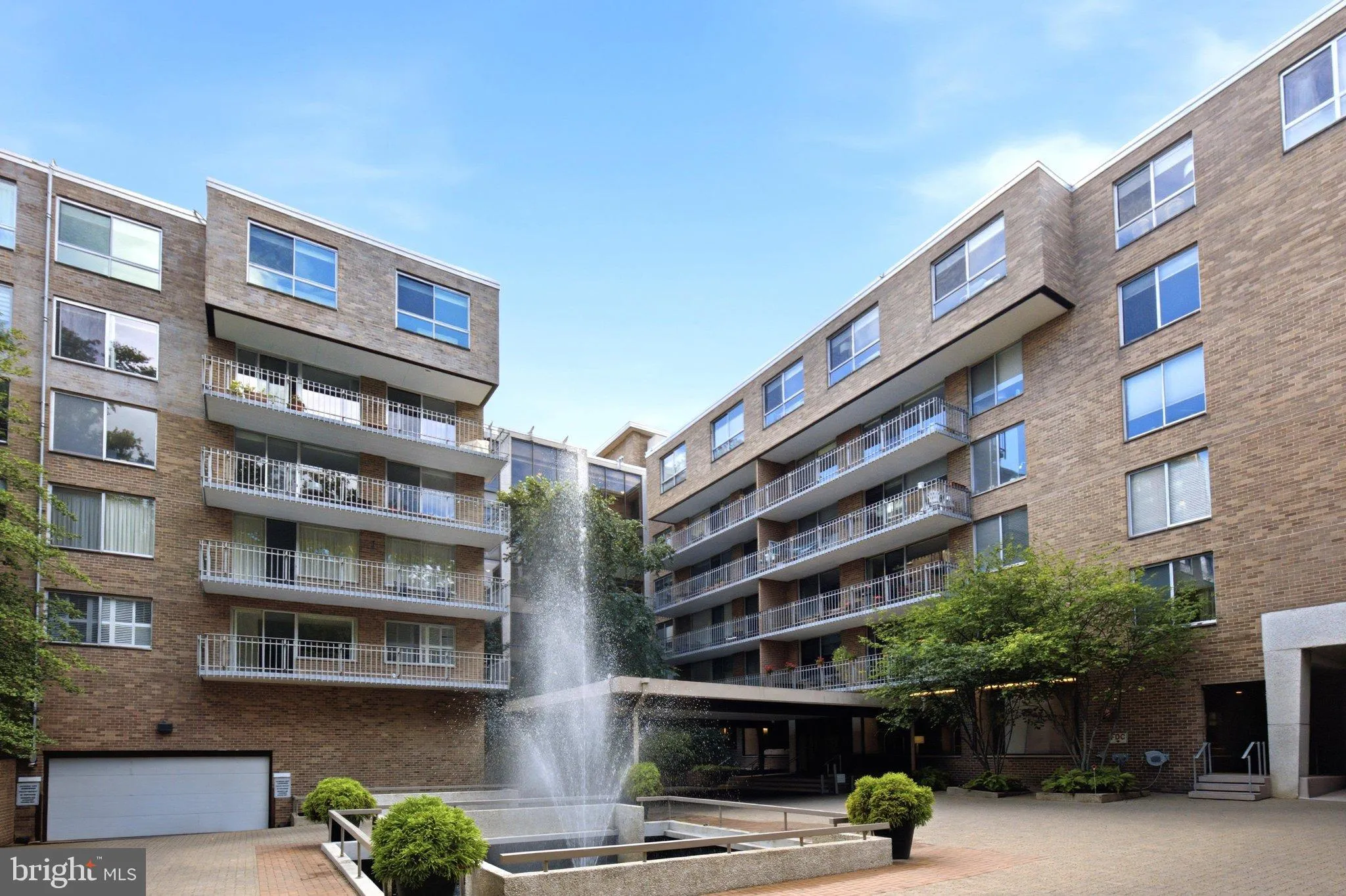4100 CATHEDRAL AVENUE, Washington, DC 20016