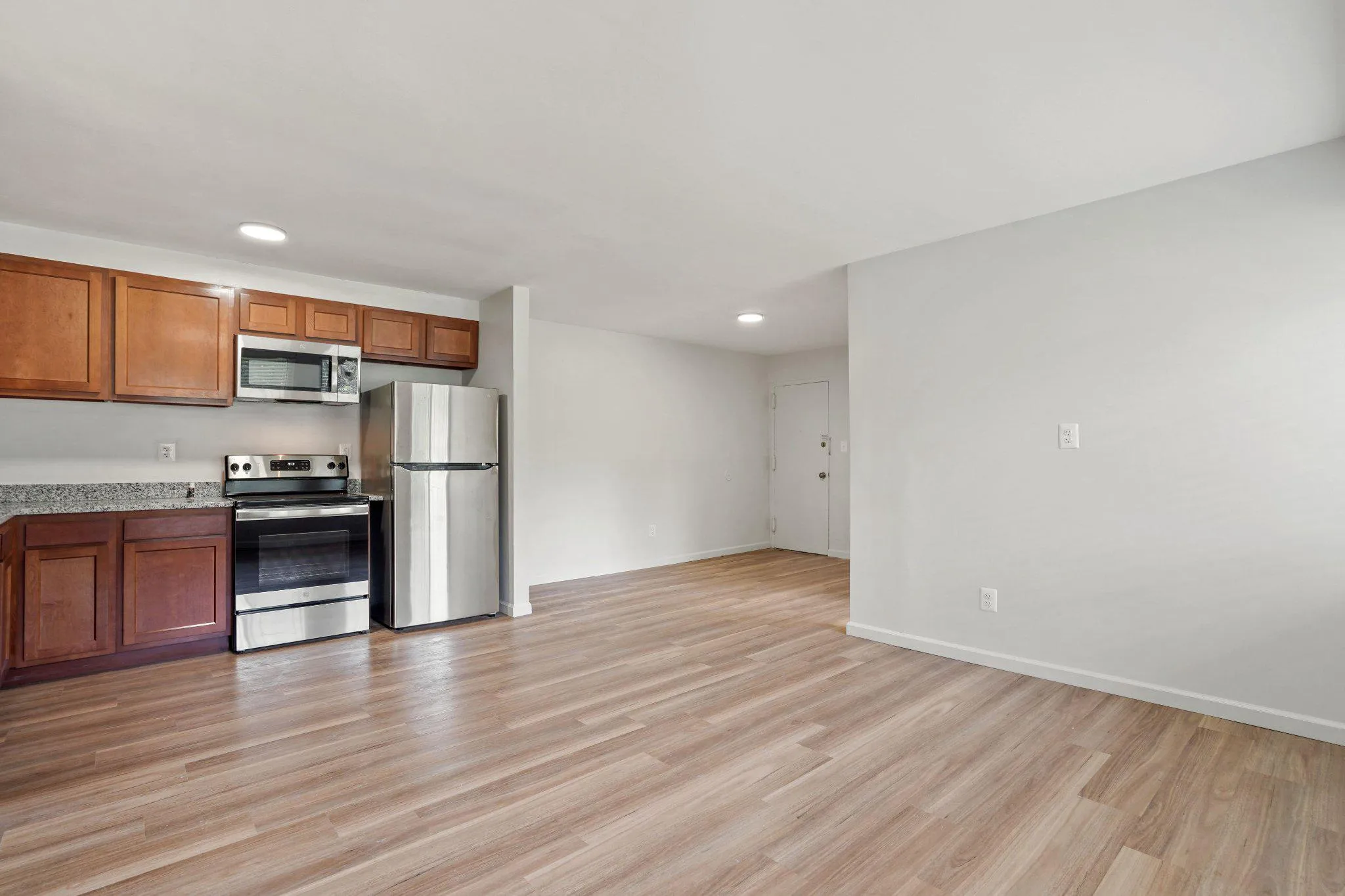 808 CHESAPEAKE STREET, Washington, DC 20032