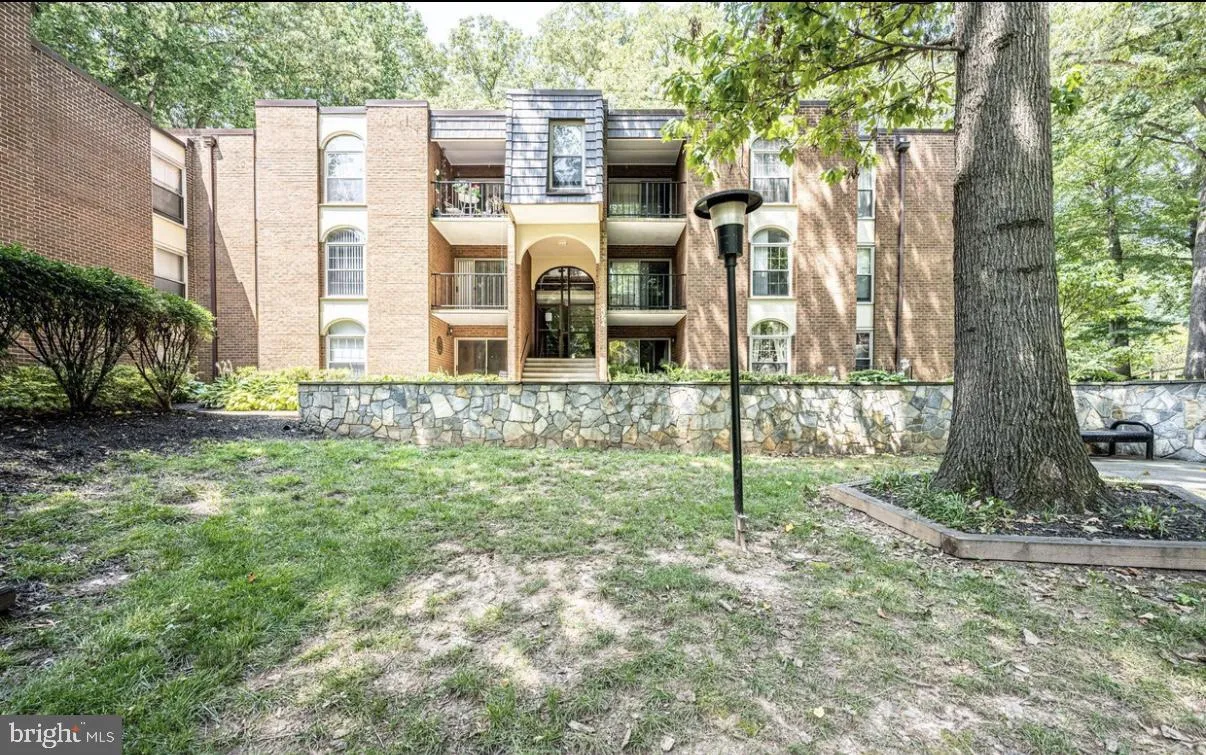 3354 WOODBURN ROAD, Annandale, VA 22003