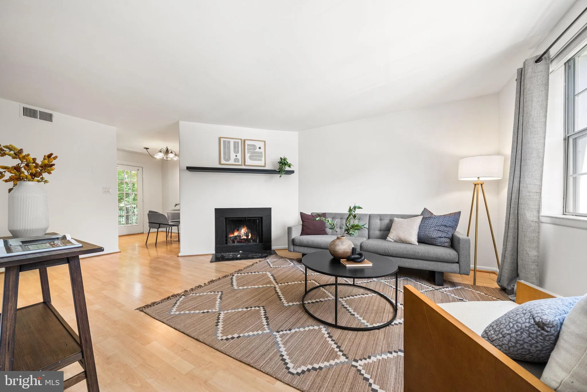 2850 WAKEFIELD STREET, Arlington, VA 22206