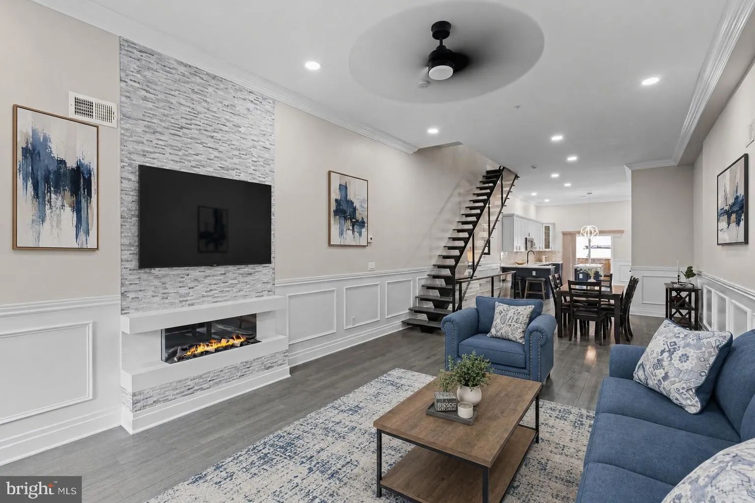 933 3RD STREET, Philadelphia, Pennsylvania 19147 For Sale