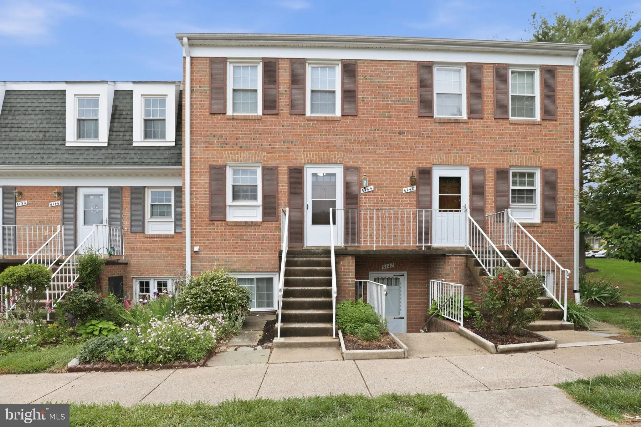 6144 STRASBURG DRIVE, Centreville, VA 20121