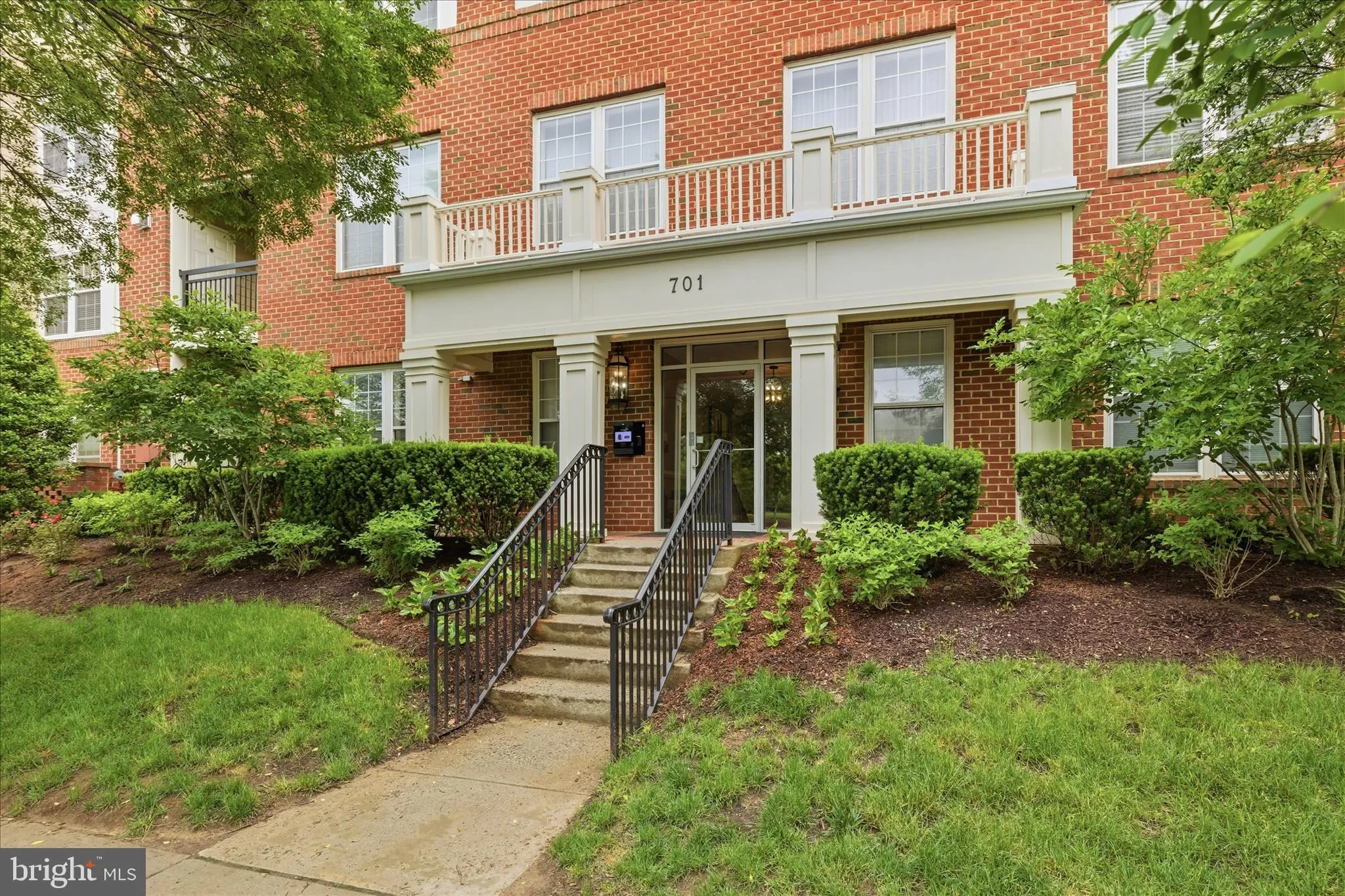 701 FALLSGROVE DRIVE, Rockville, MD 20850