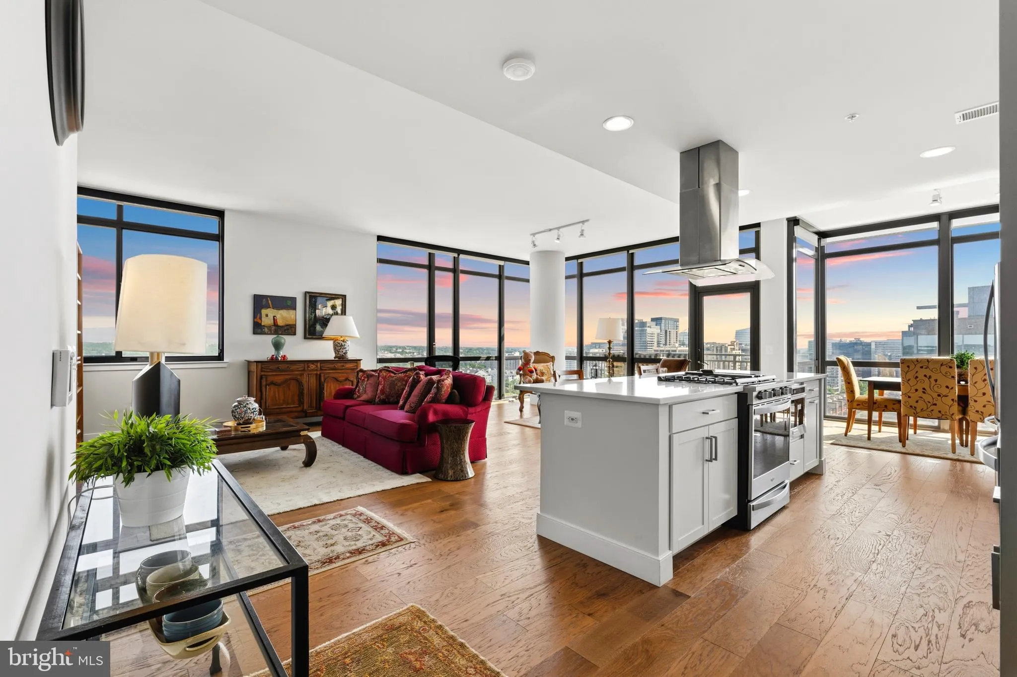 2000 CLARENDON BOULEVARD, Arlington, VA 22201