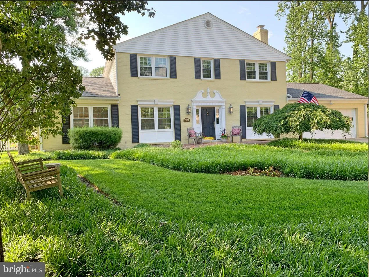 7327 YATES COURT, Mclean, VA 22101