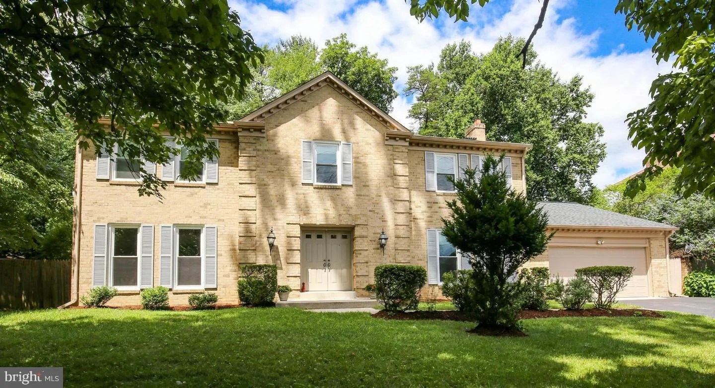 8712 SEVEN LOCKS ROAD, Bethesda, MD 20817
