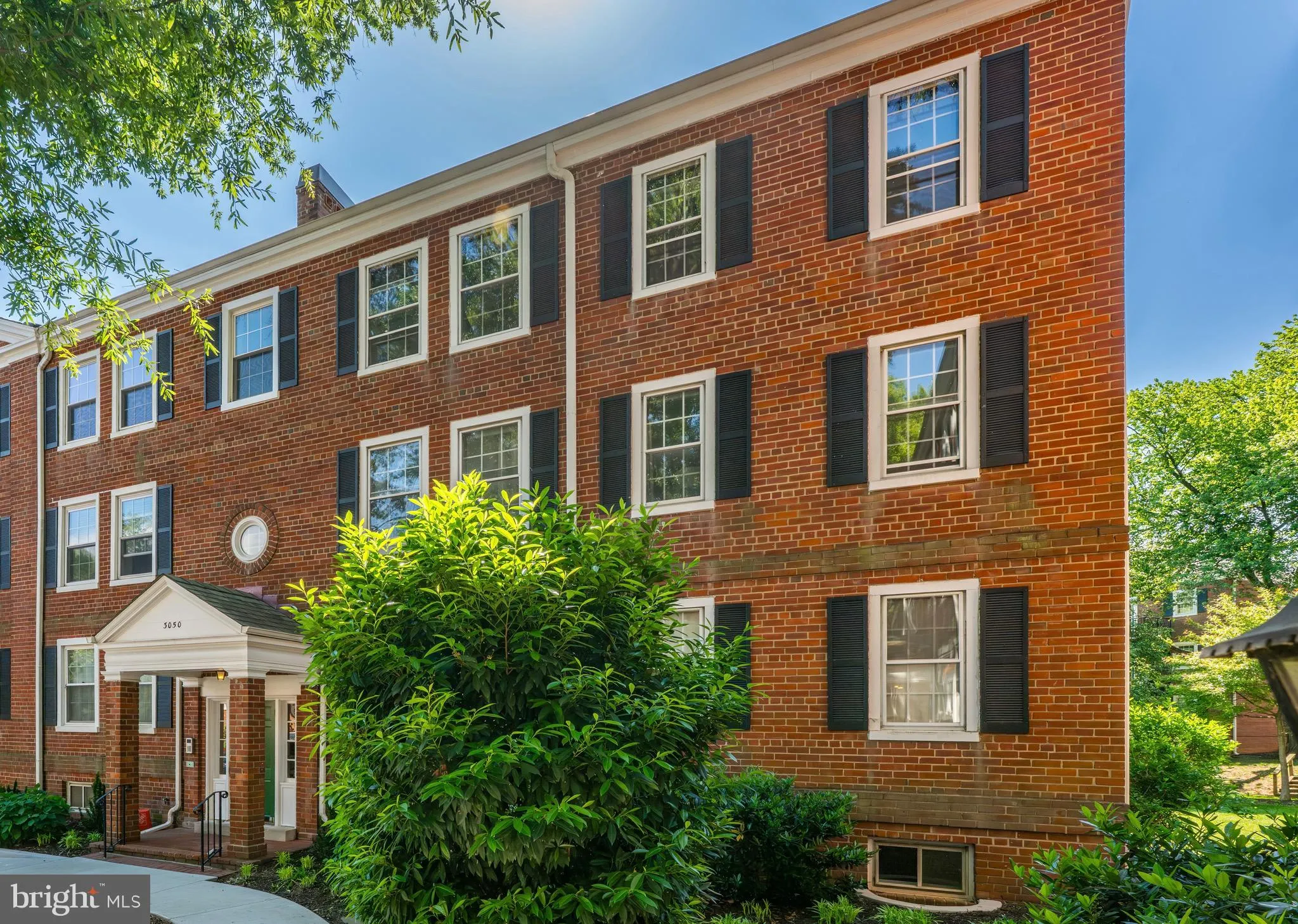 3050 BUCHANAN STREET, Arlington, VA 22206