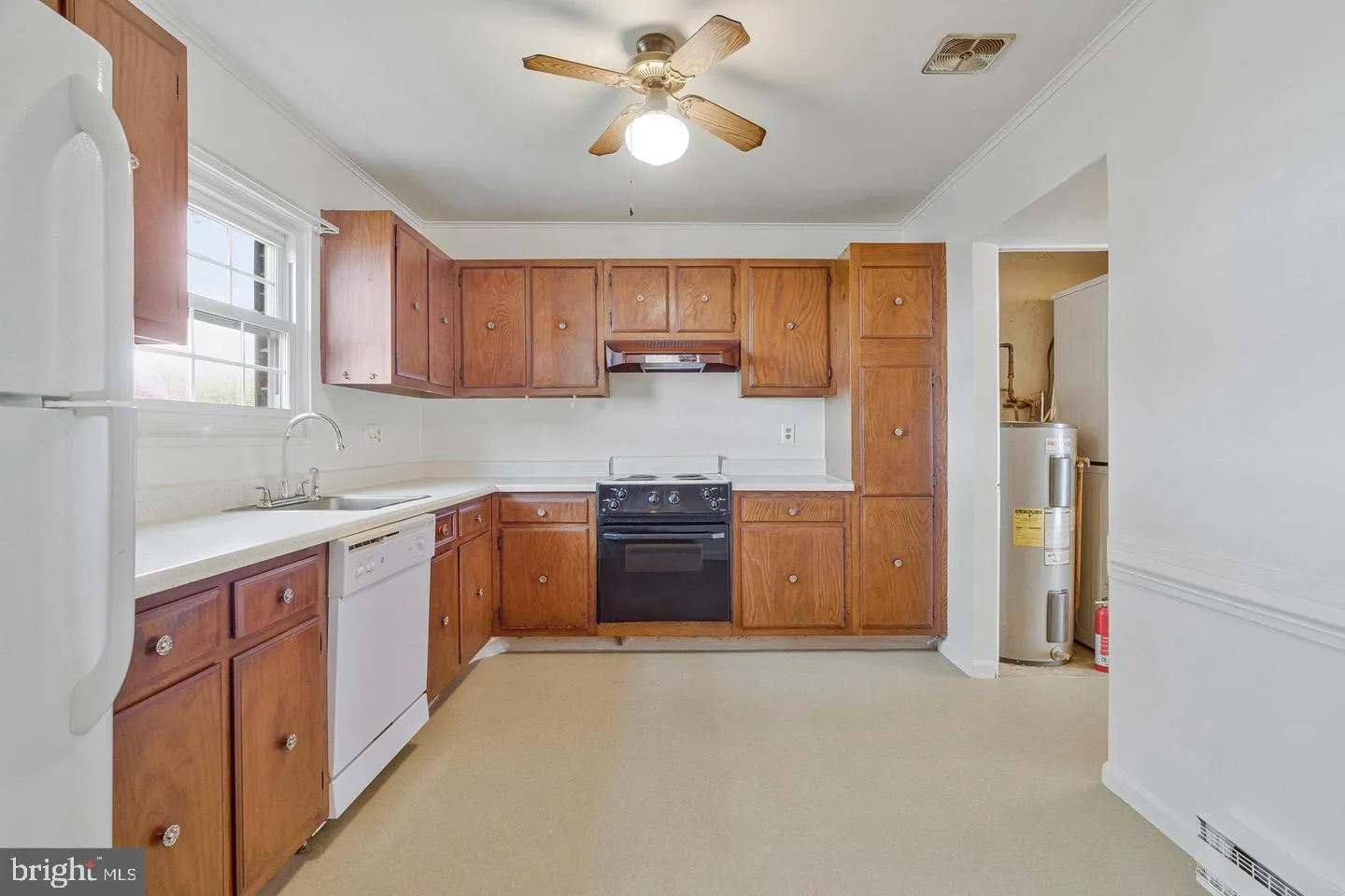 322 MAPLE AVENUE, Sterling, VA 20164
