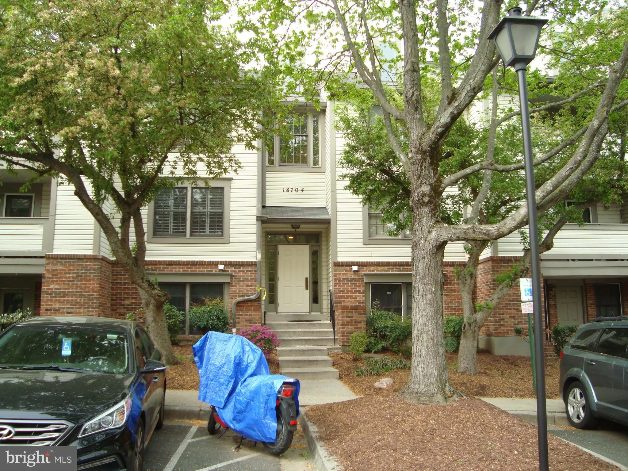 18704 CALEDONIA COURT, Germantown, MD 20874
