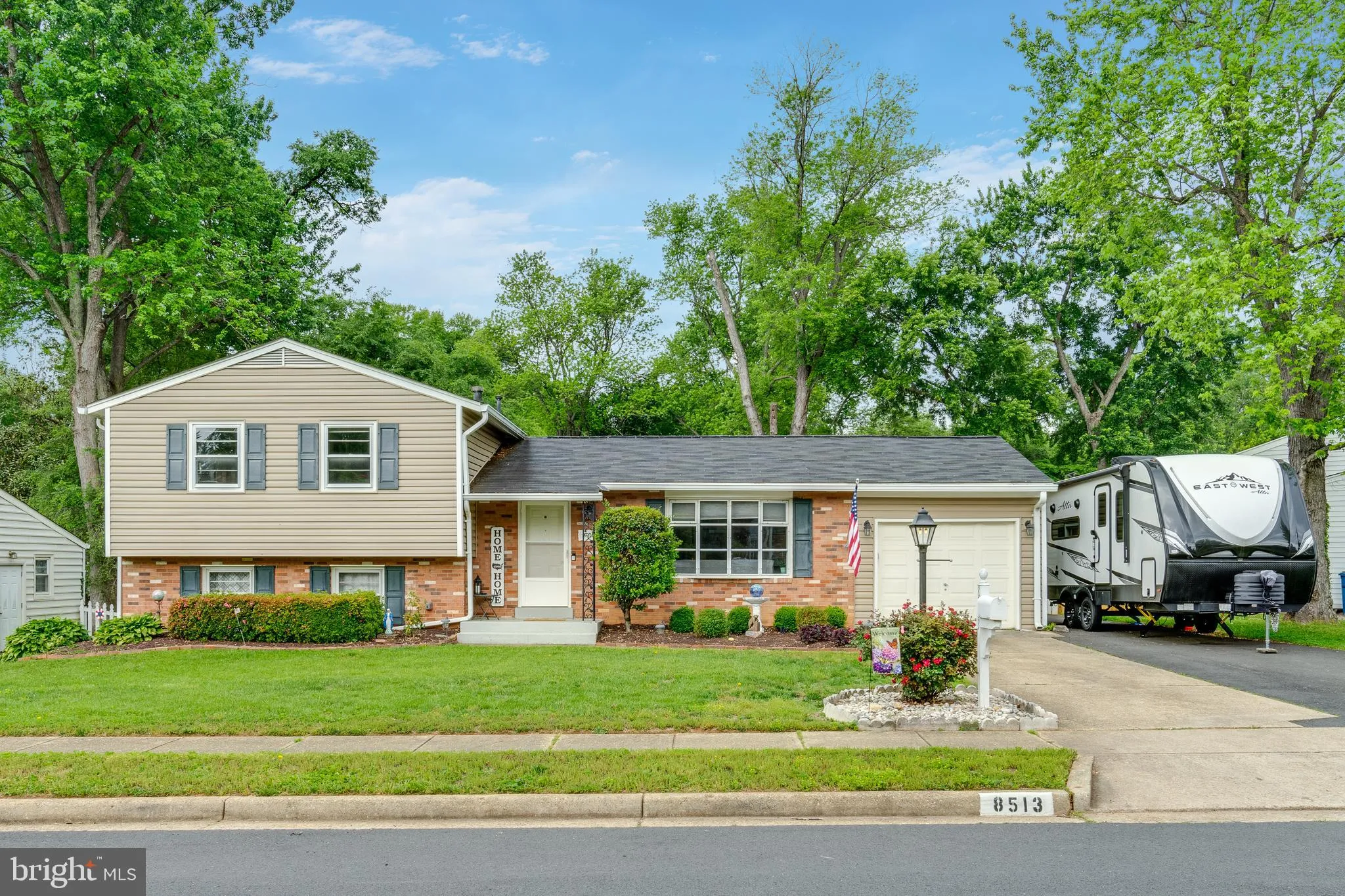 8513 FAIRBURN DRIVE, Springfield, VA 22152