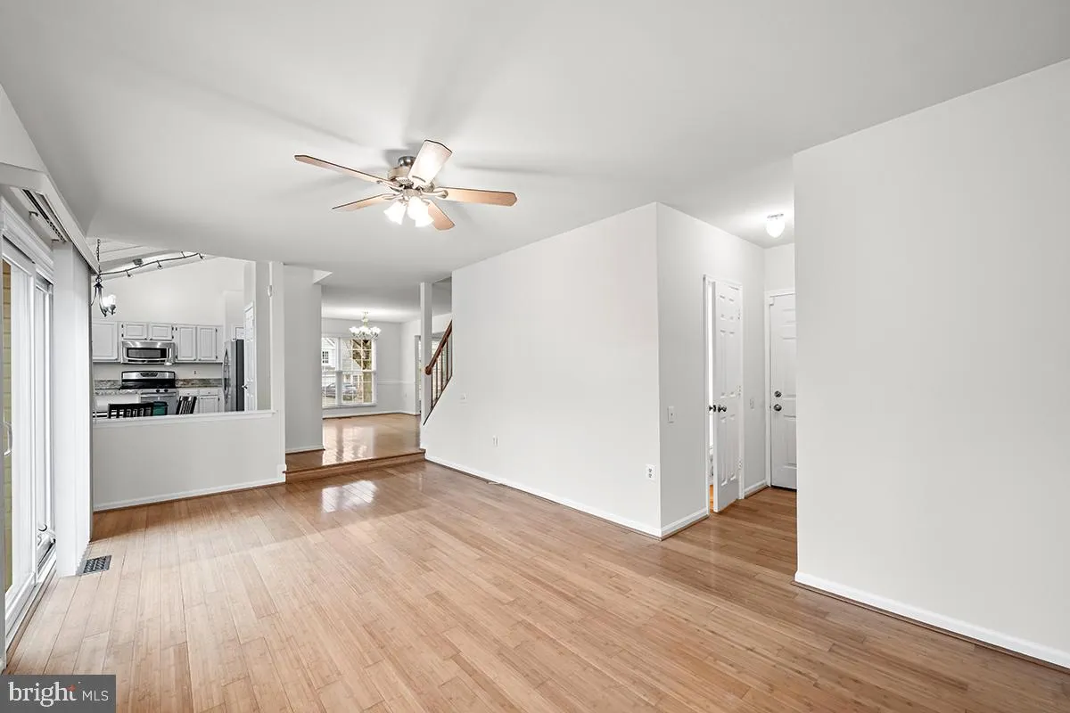 429 DEERPATH AVENUE, Leesburg, VA 20175