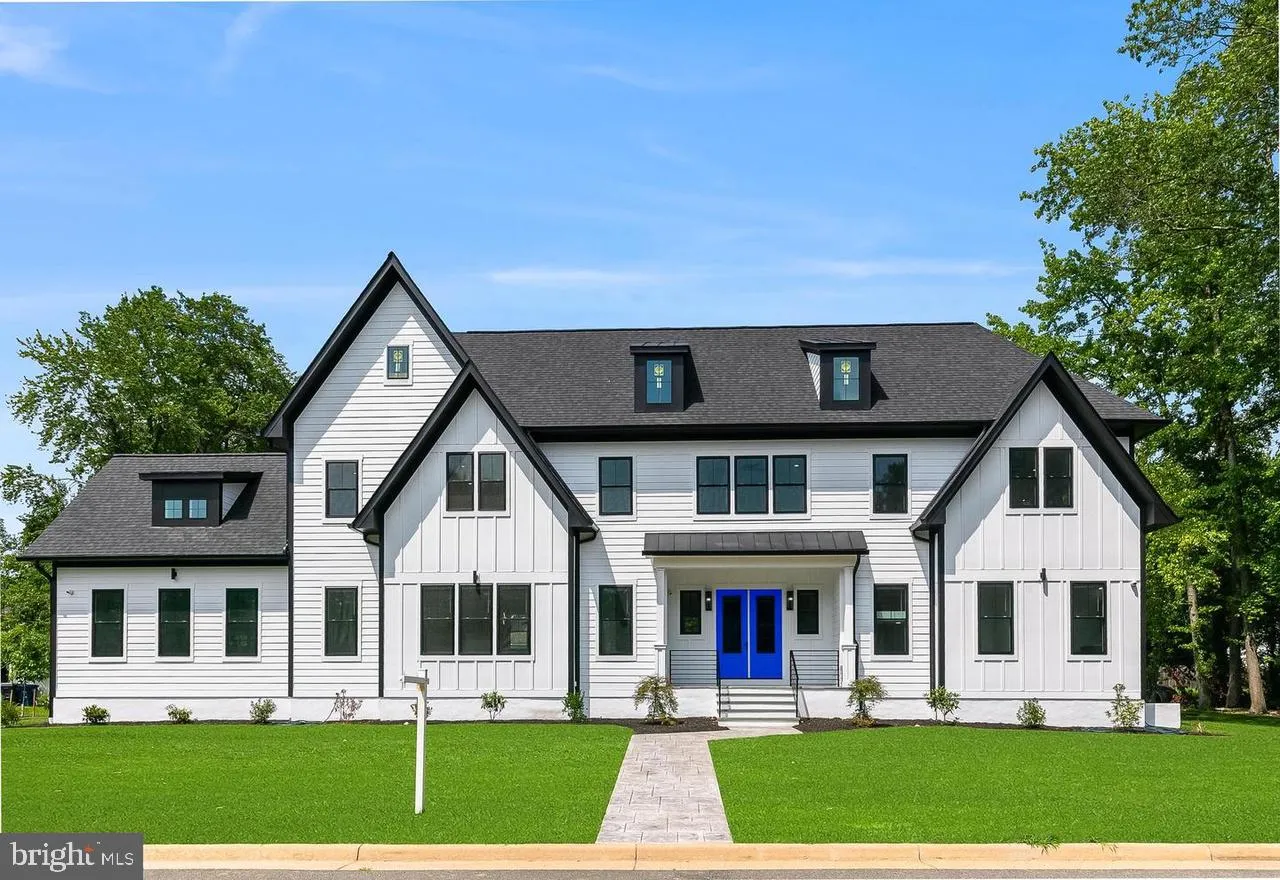 2817 DEREK ROAD, Alexandria, VA 22306