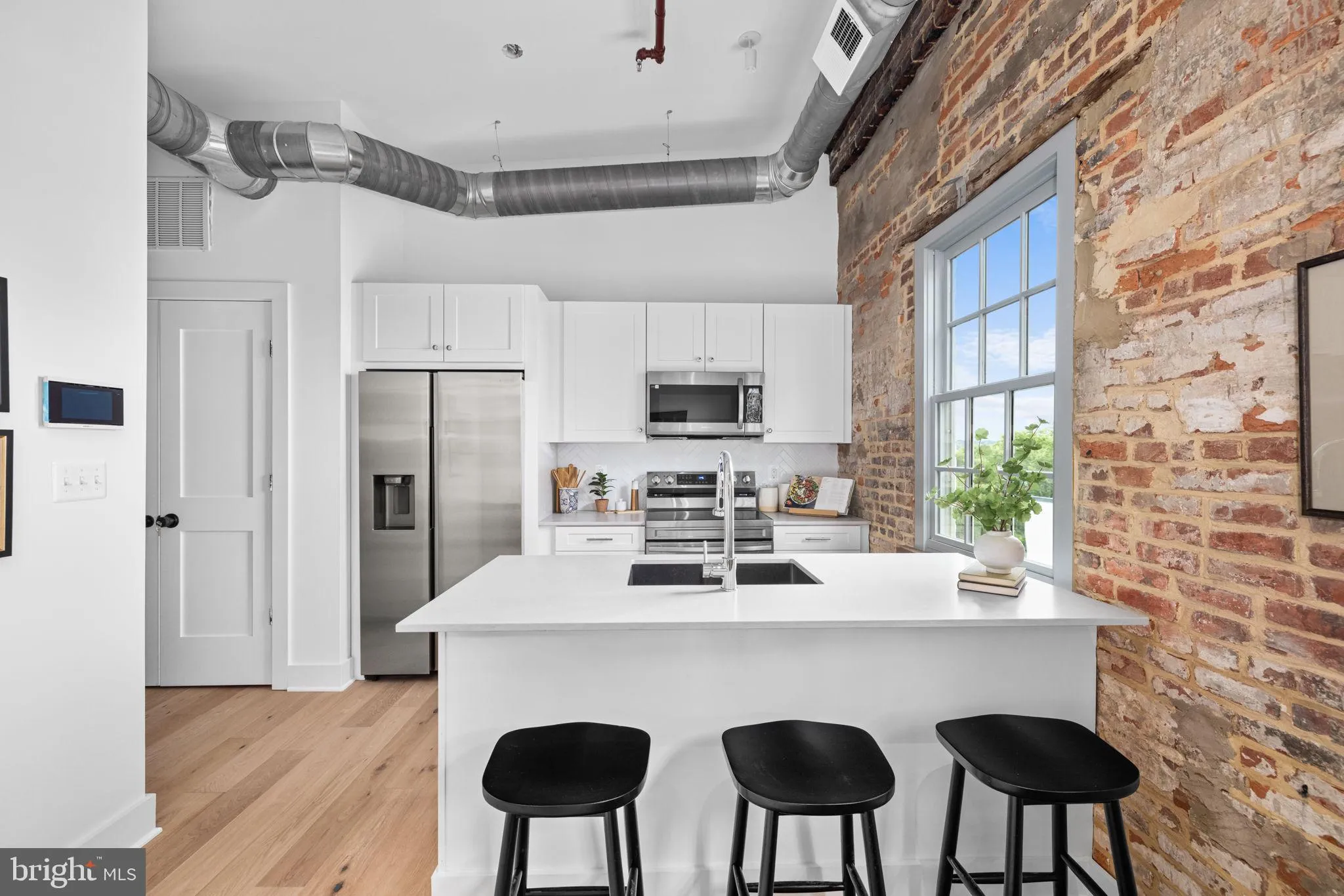 901 KING STREET, Alexandria, VA 22314