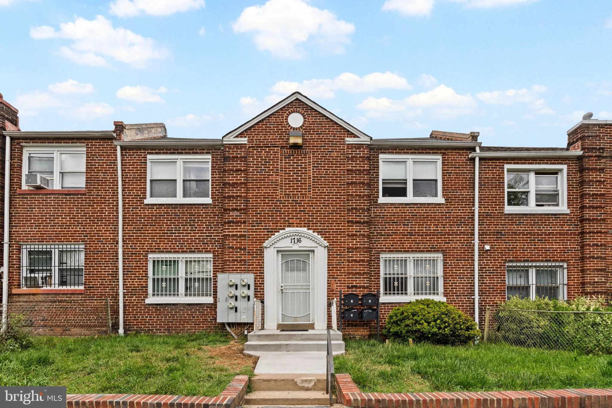 1716 CAPITOL AVENUE, Washington, DC 20002