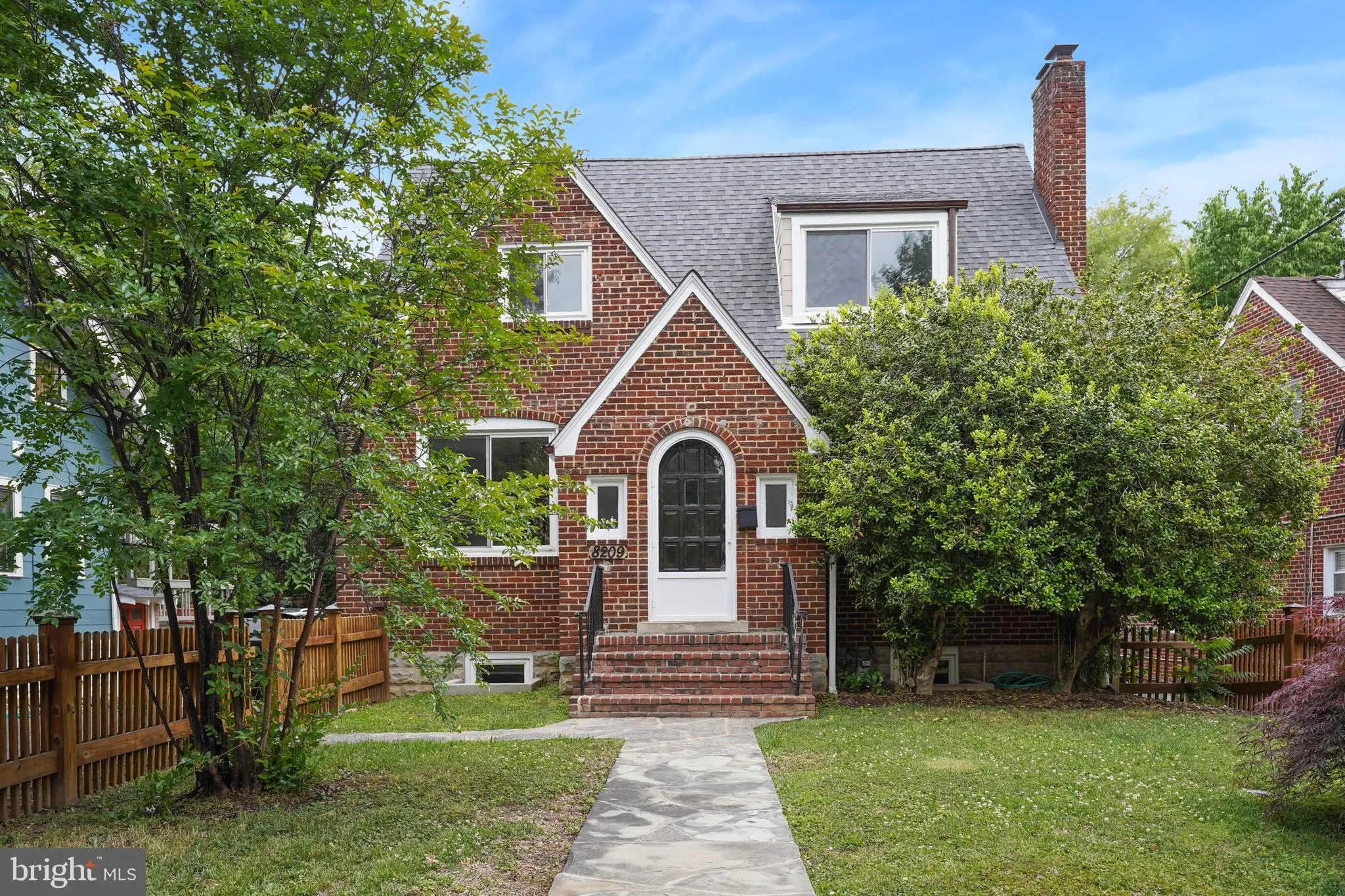 8209 FLOWER AVENUE, Takoma Park, MD 20912