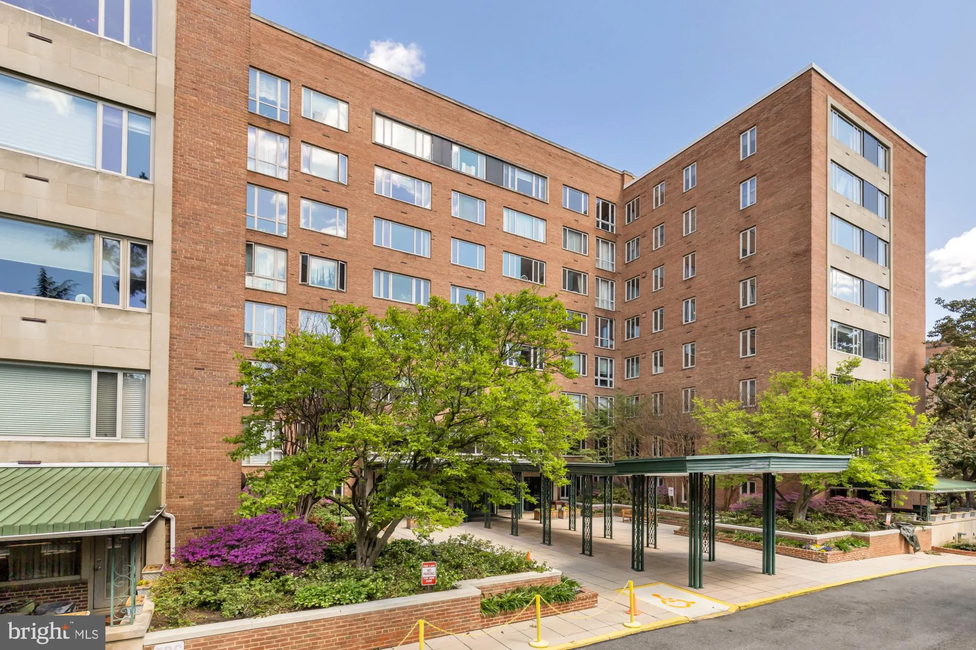 4301 MASSACHUSETTS AVENUE, Washington, DC 20016
