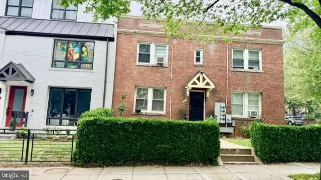 1424 STAPLES STREET, Washington, DC 20002