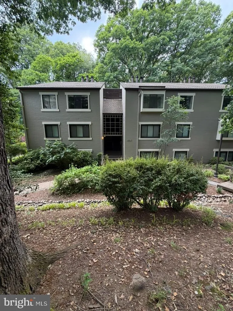 11721 KARBON HILL COURT, Reston, VA 20191