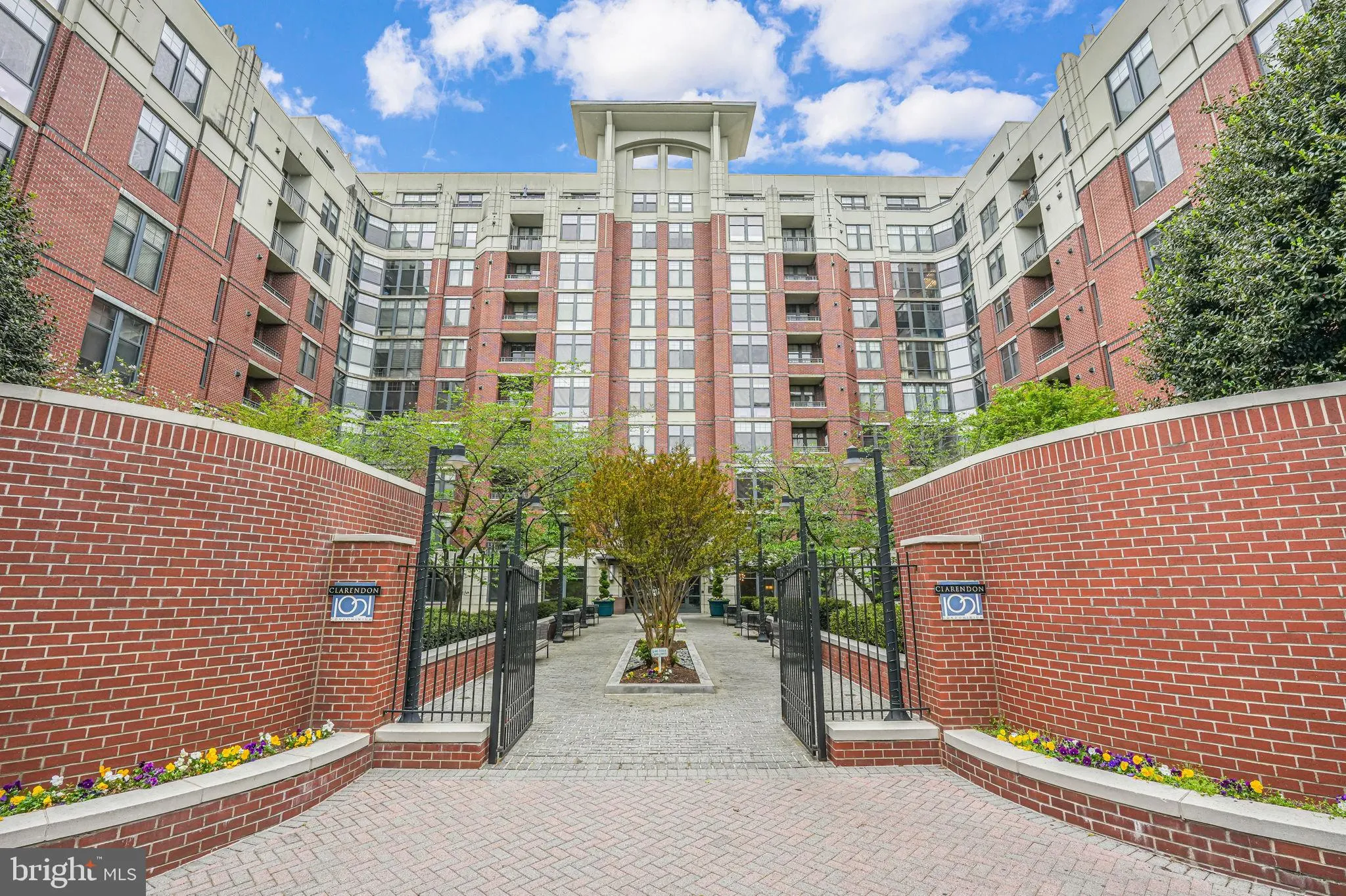 1021 GARFIELD STREET, Arlington, VA 22201